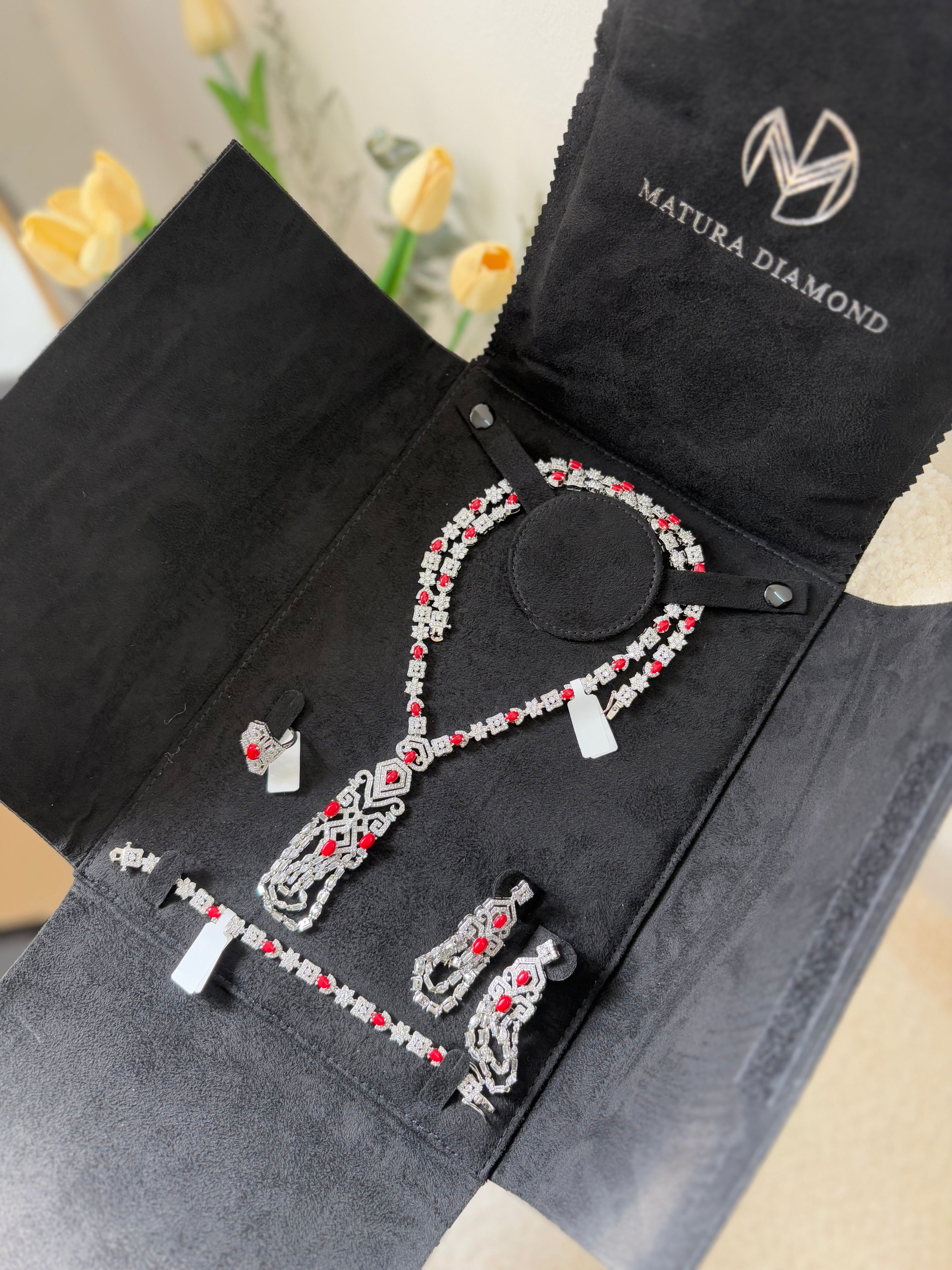 TAWAM | RED