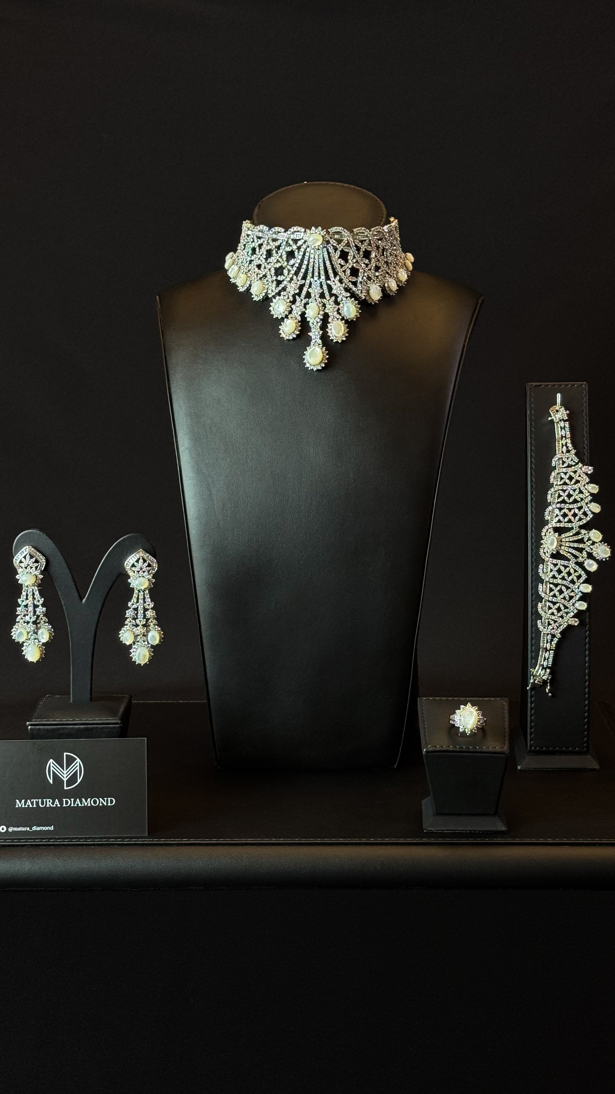 CHOKER SABKHA | MO PEARL