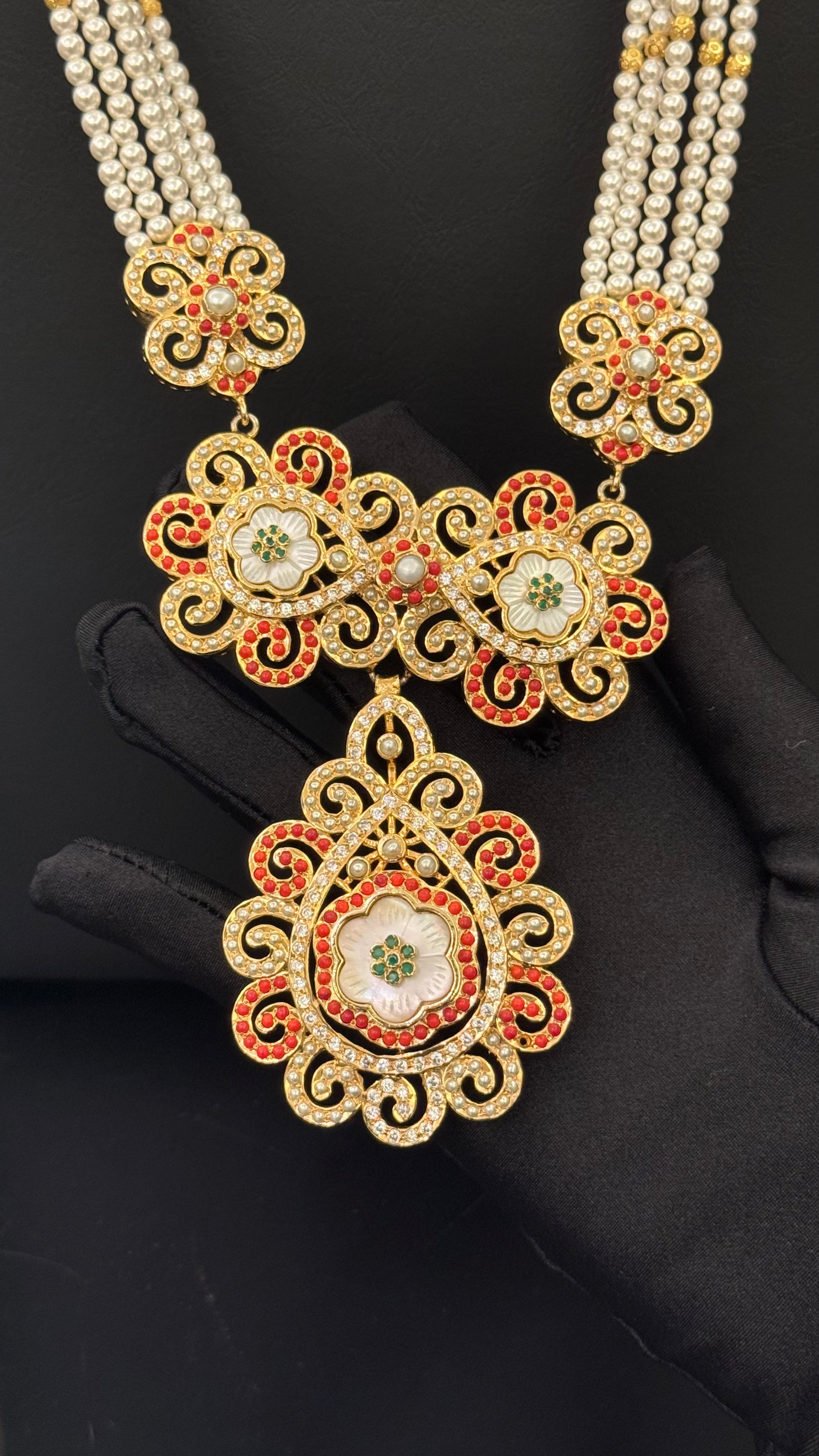 NO.036 | PEARLS & ORANGE