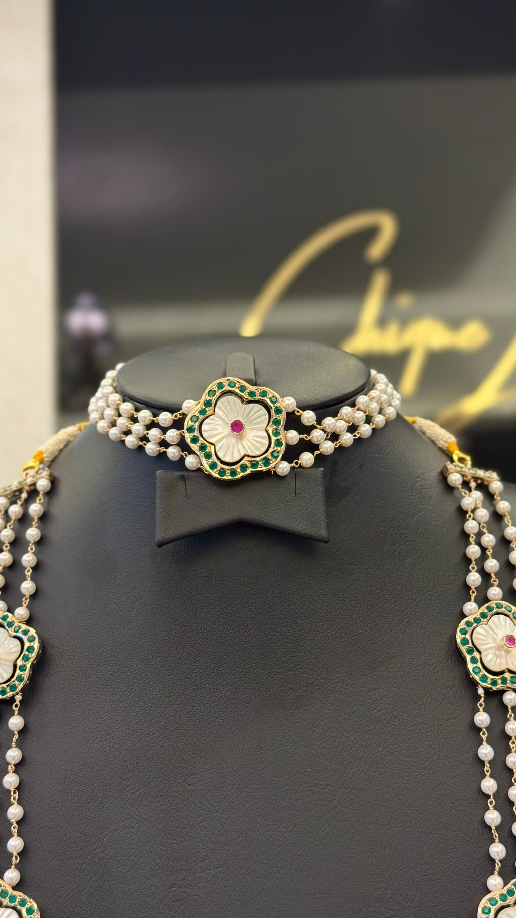 NO.030 | PEARLS & GOLDEN