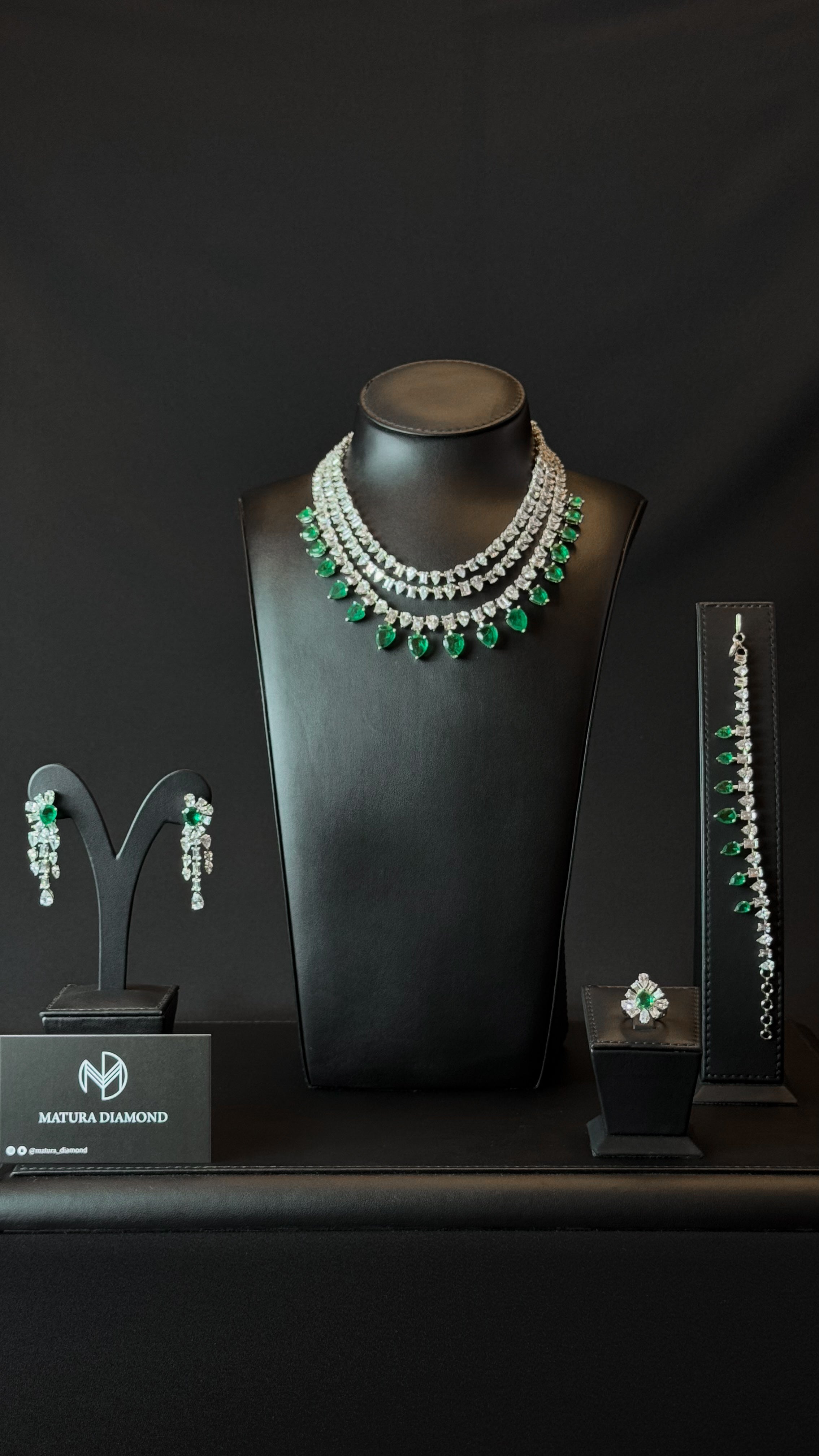 ALMURGBAT | GREEN