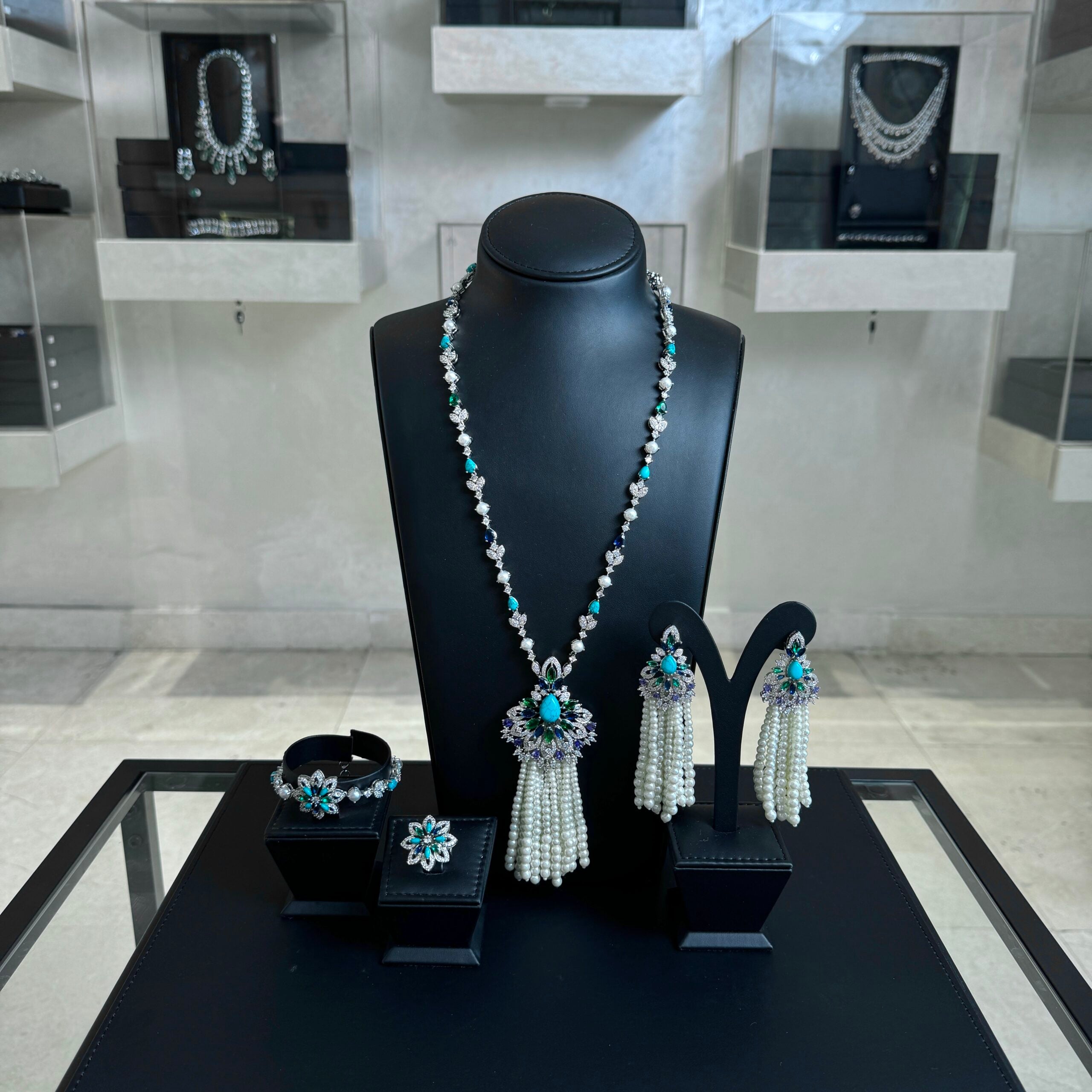 AL HOSN | PEARLS & TURQUOISE & PURPLE