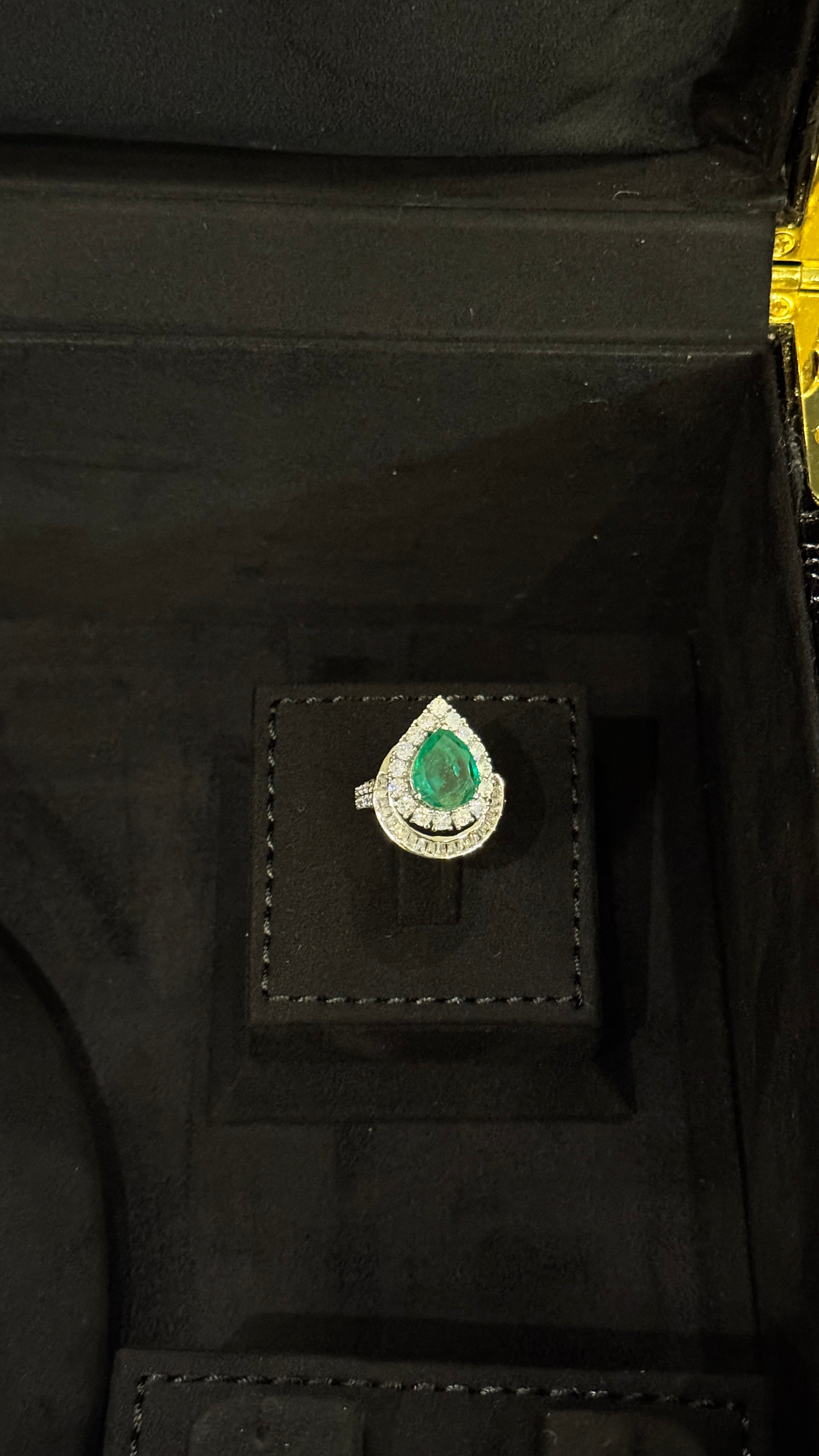 SHIAB ALASHKHAR | GREEN
