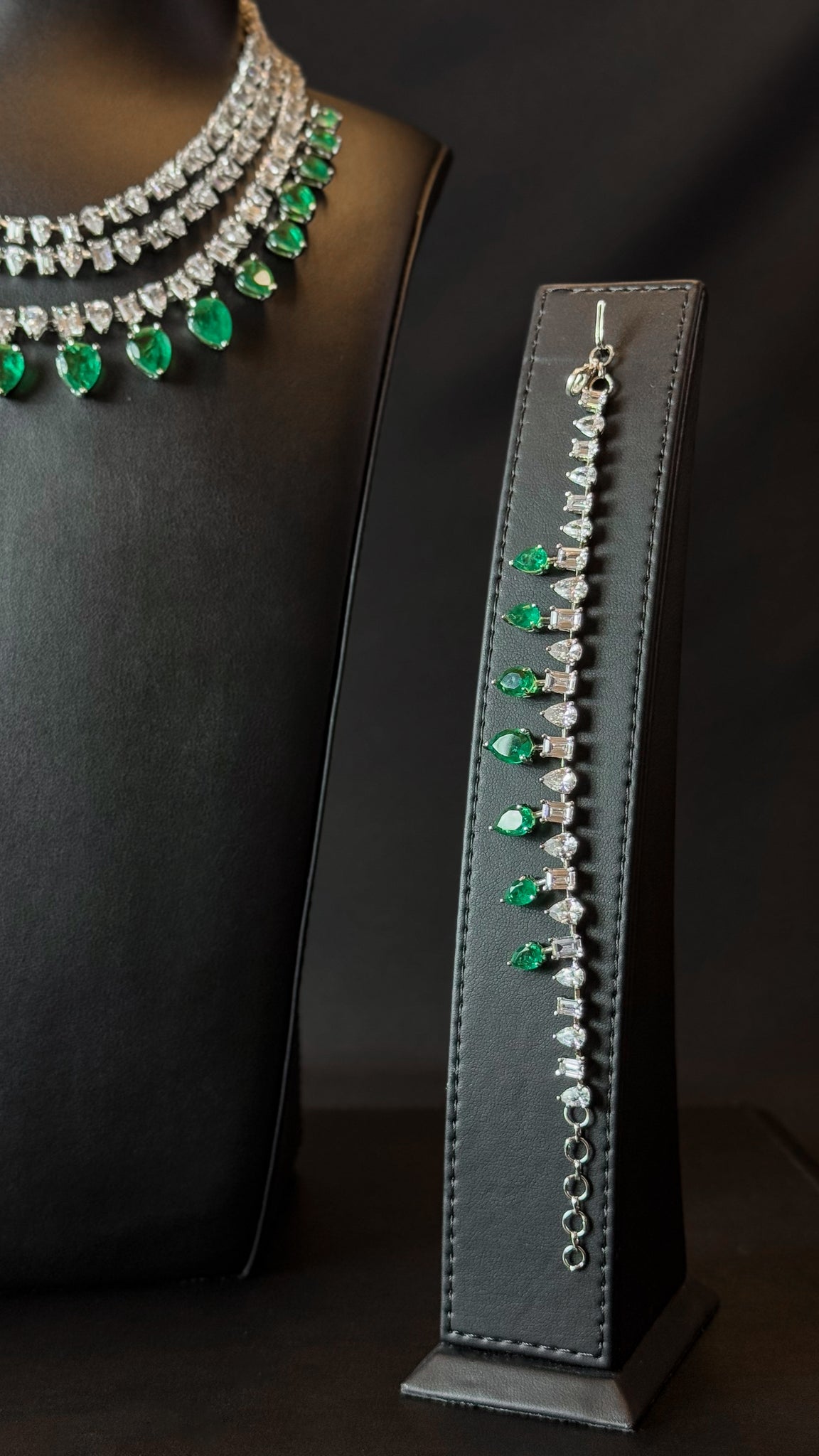 ALMURGBAT | GREEN