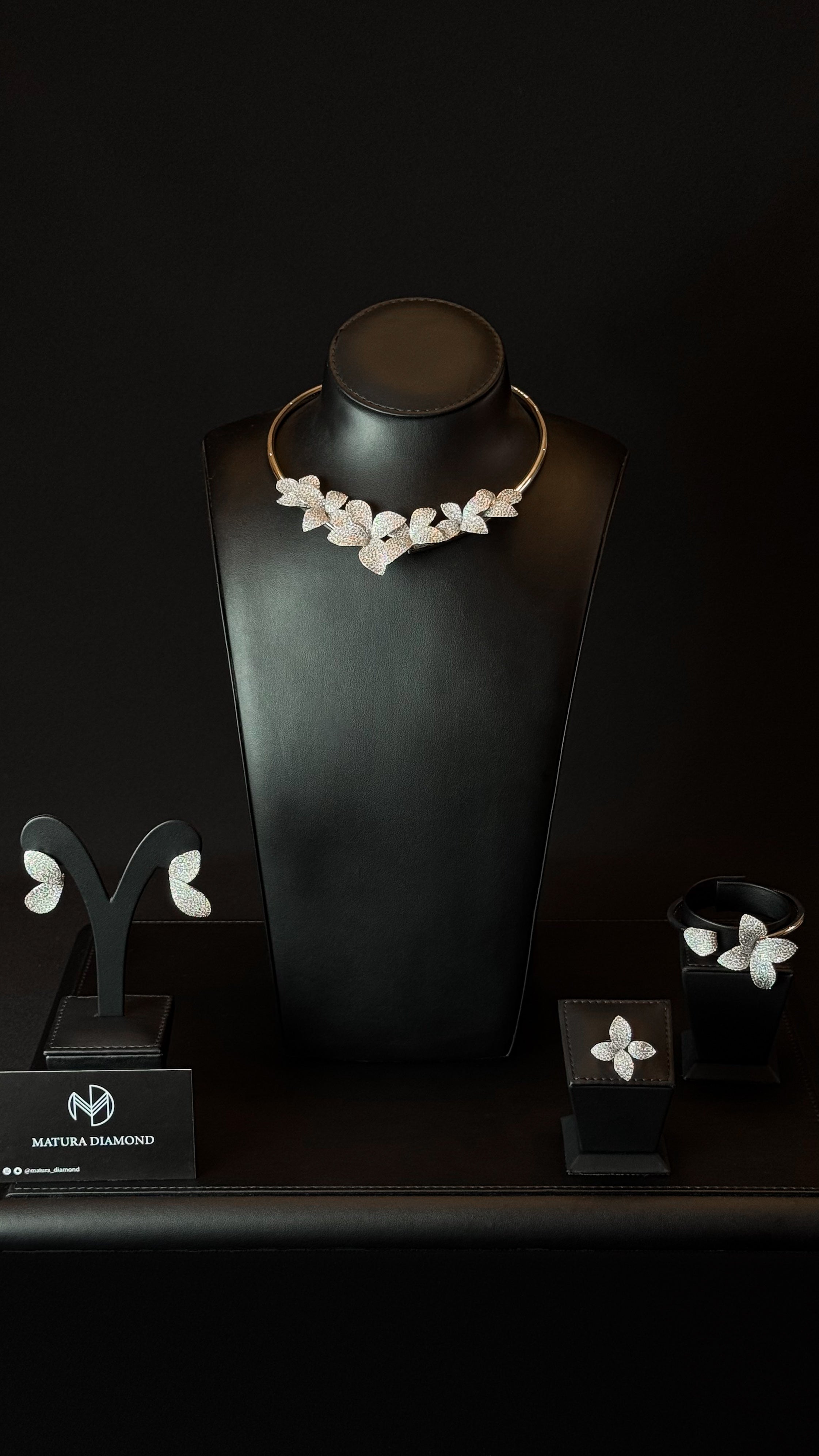 CHOKER NONI | WHITE