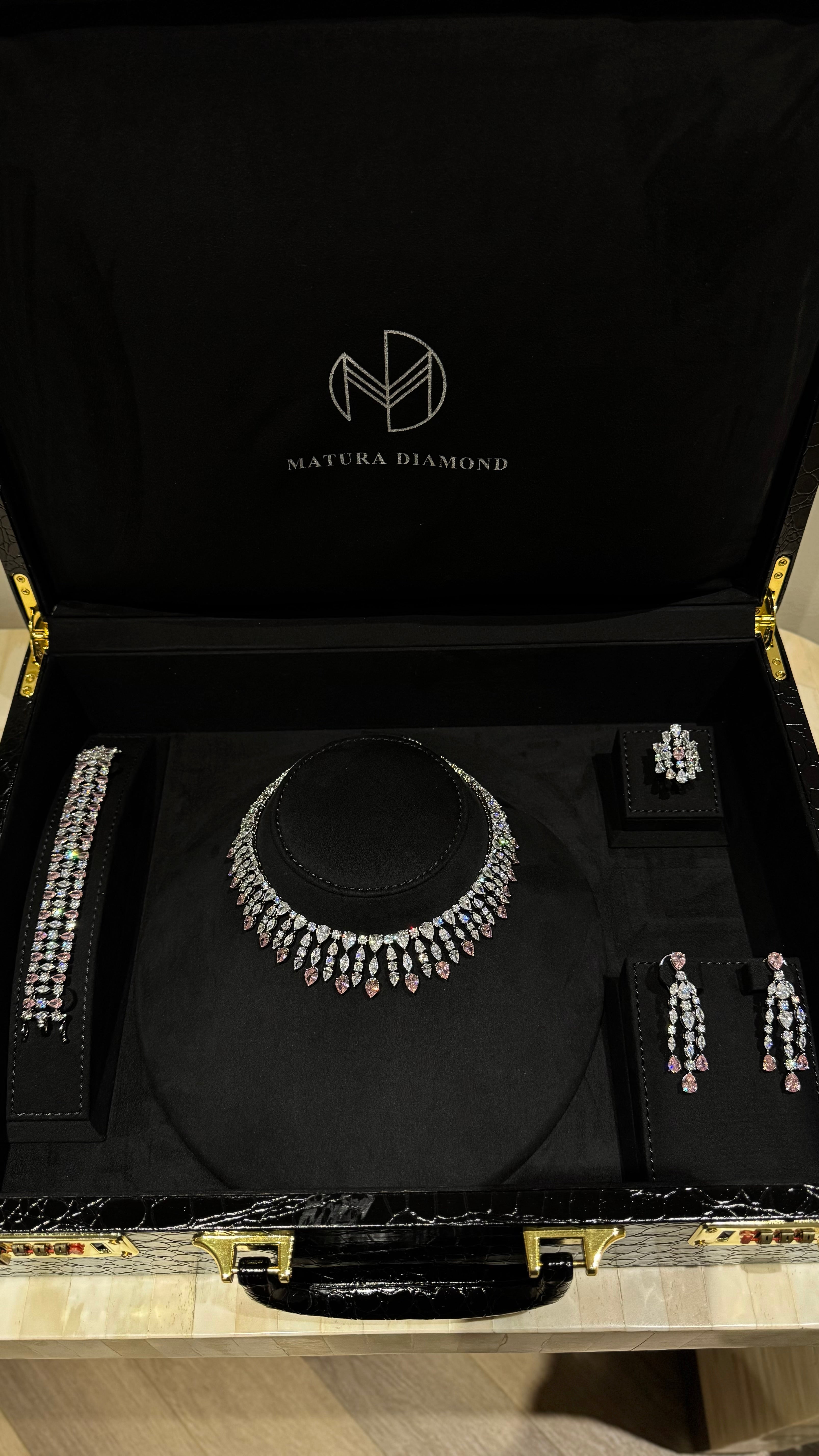 MARYAM | PINK