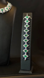 QIRNAS | BLUE & GREEN