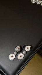 ALSAFA | WHITE & SILVER