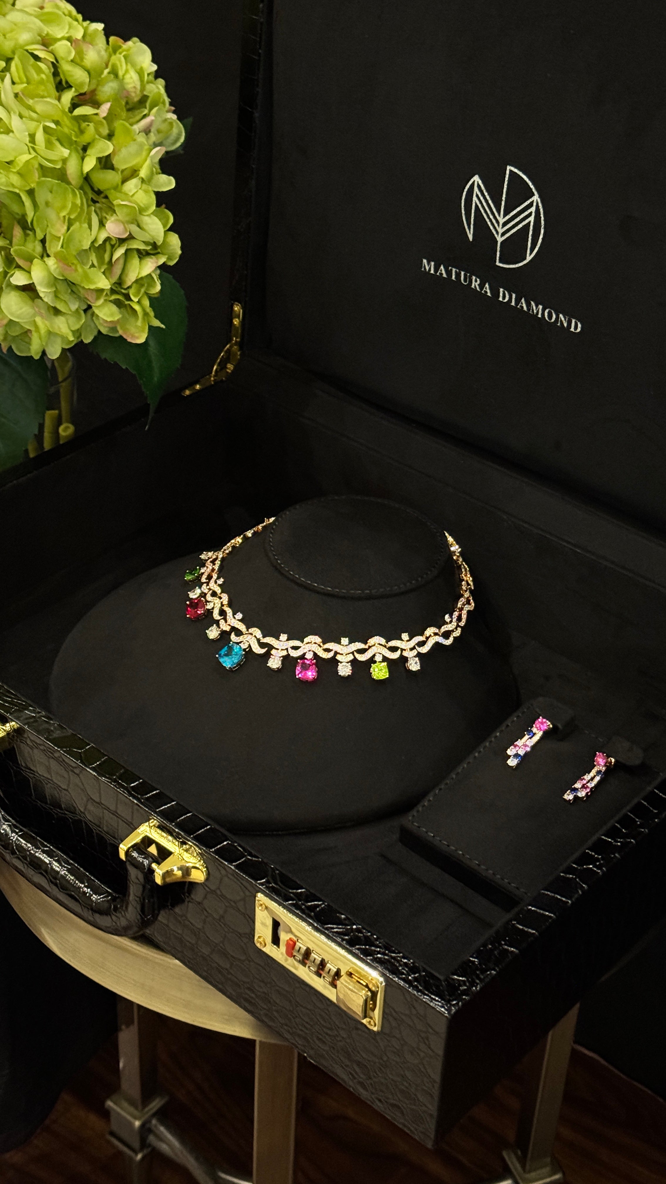 GHALYA | PINK & COLORED