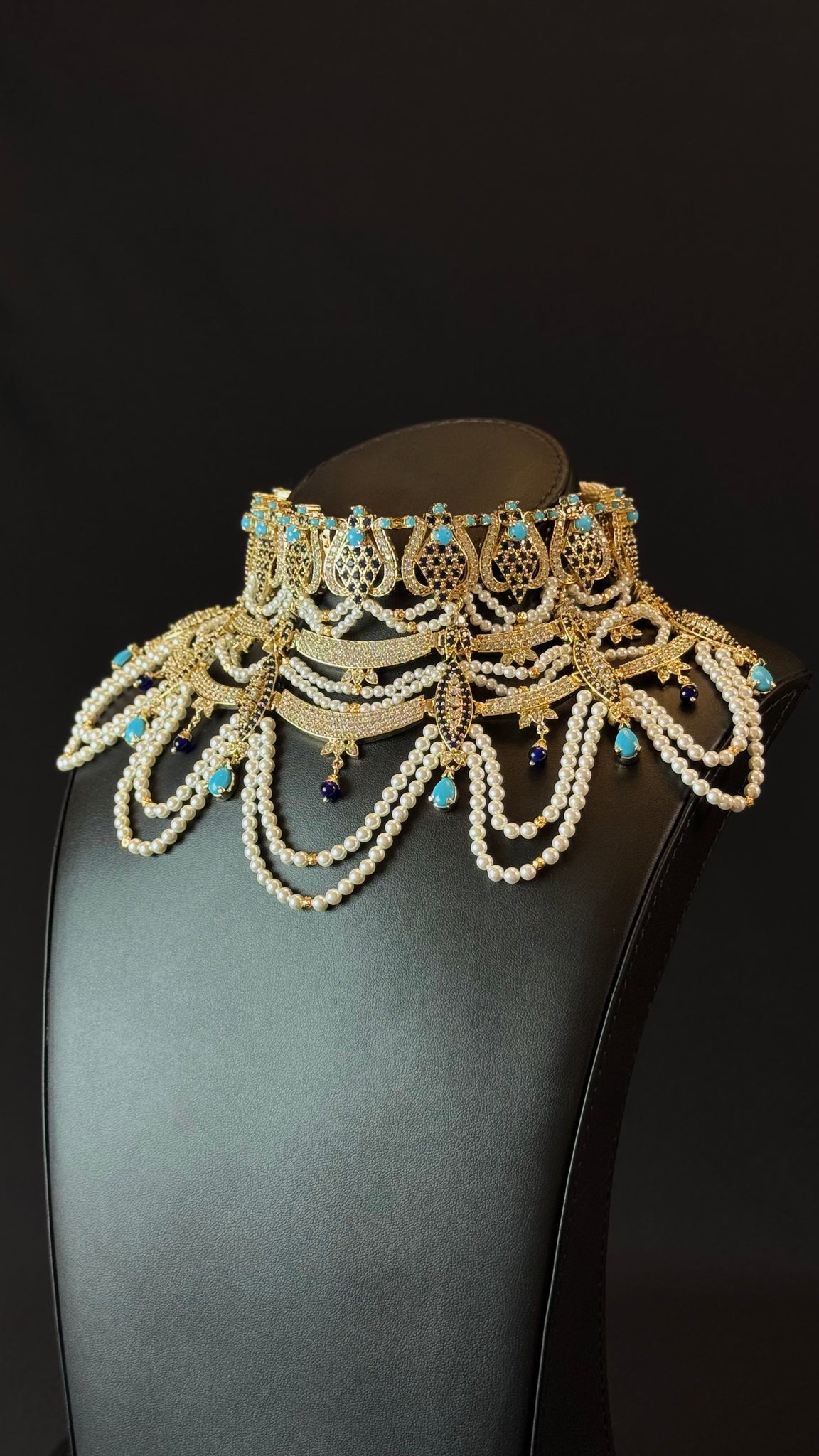 NO.022 | CHOKER & GOLDEN