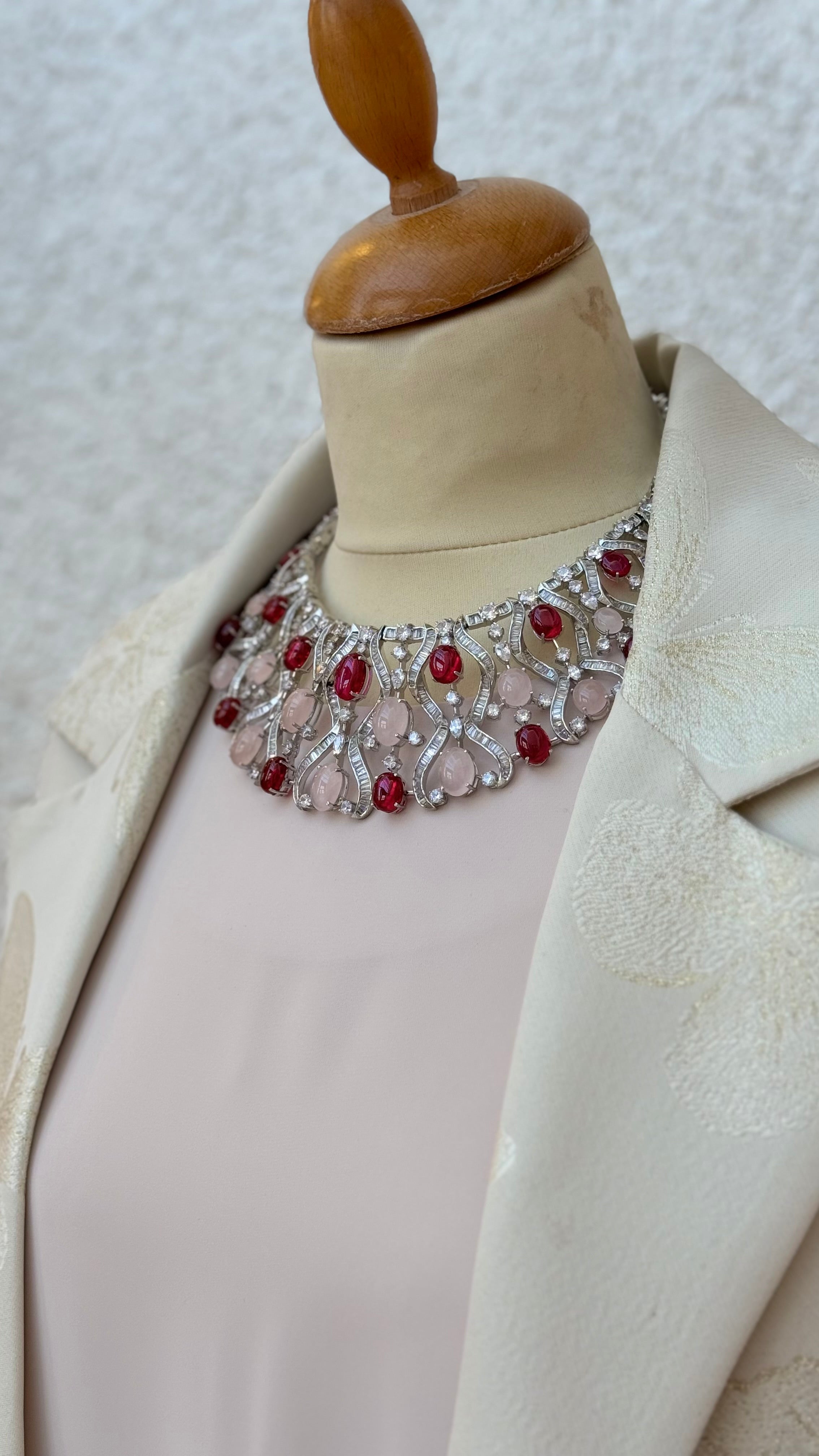 MUWAFJAH | PINK