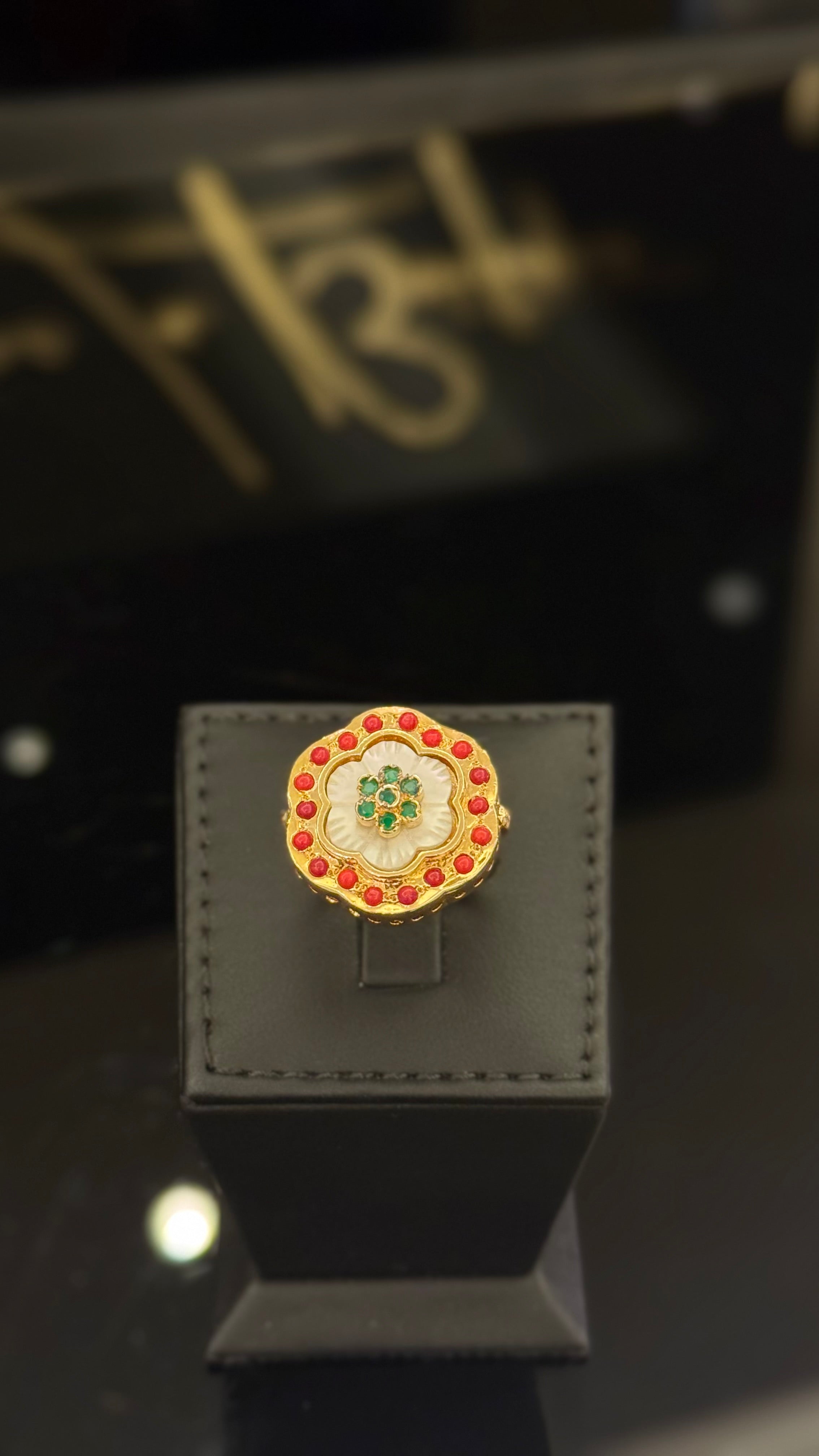 NO.036 | PEARLS & ORANGE