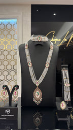 NO.034 | PEARLS & GOLDEN