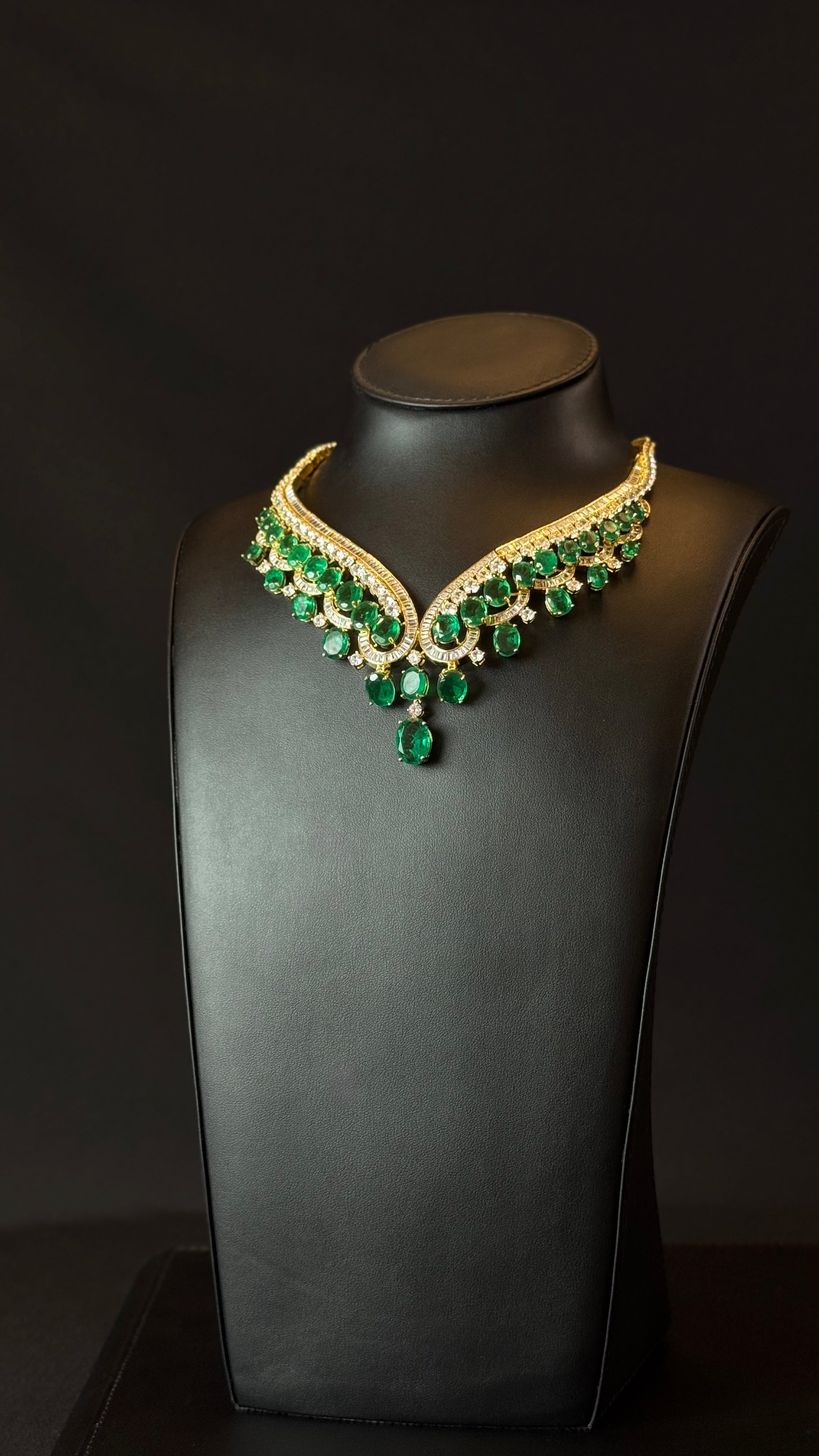 ALDHAFRA | GREEN & GOLDEN