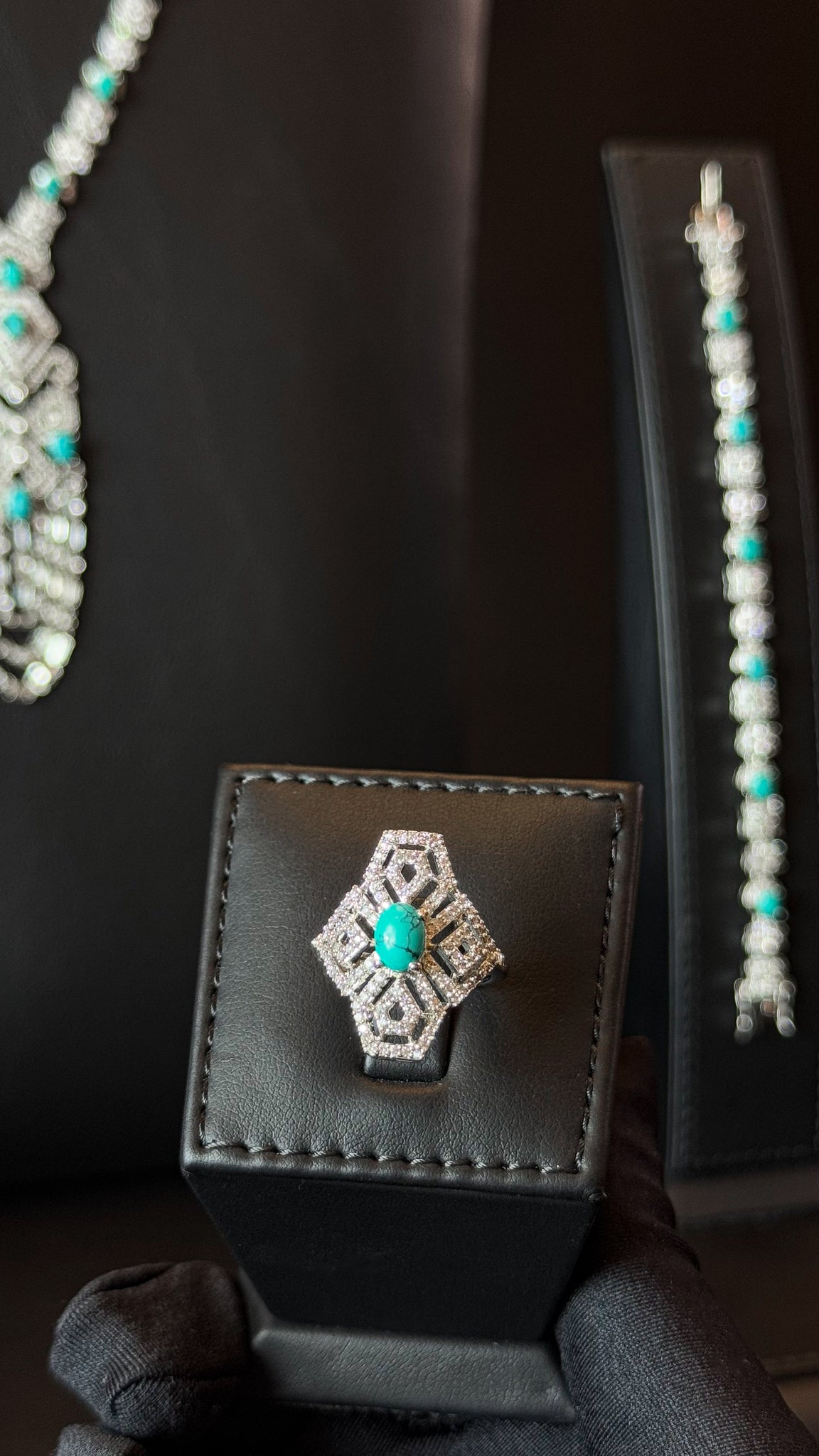 TAWAM | TURQUOISE