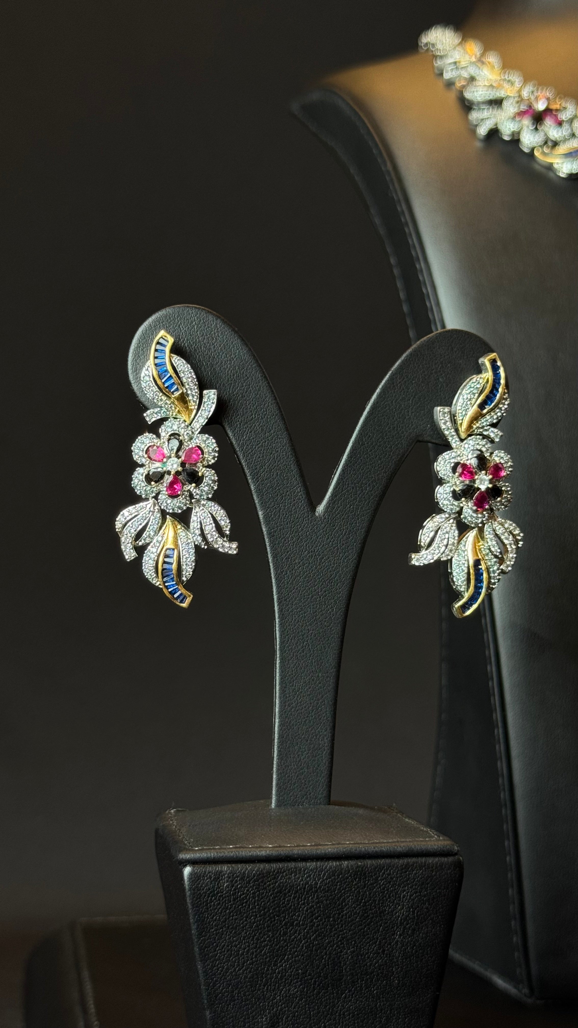 ALAWEER | PINK & BLUE & BLACK