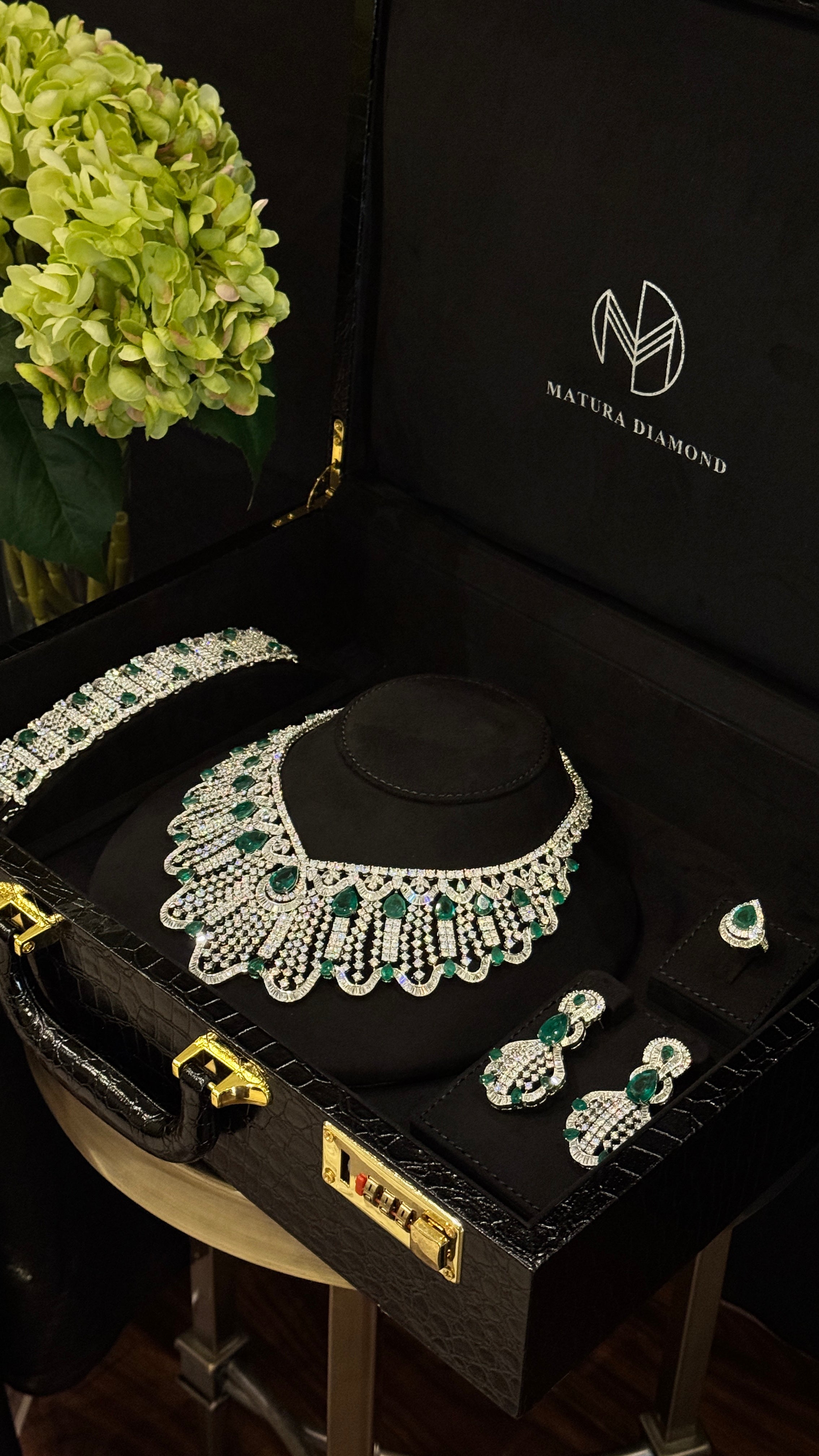 SHIAB ALASHKHAR | GREEN
