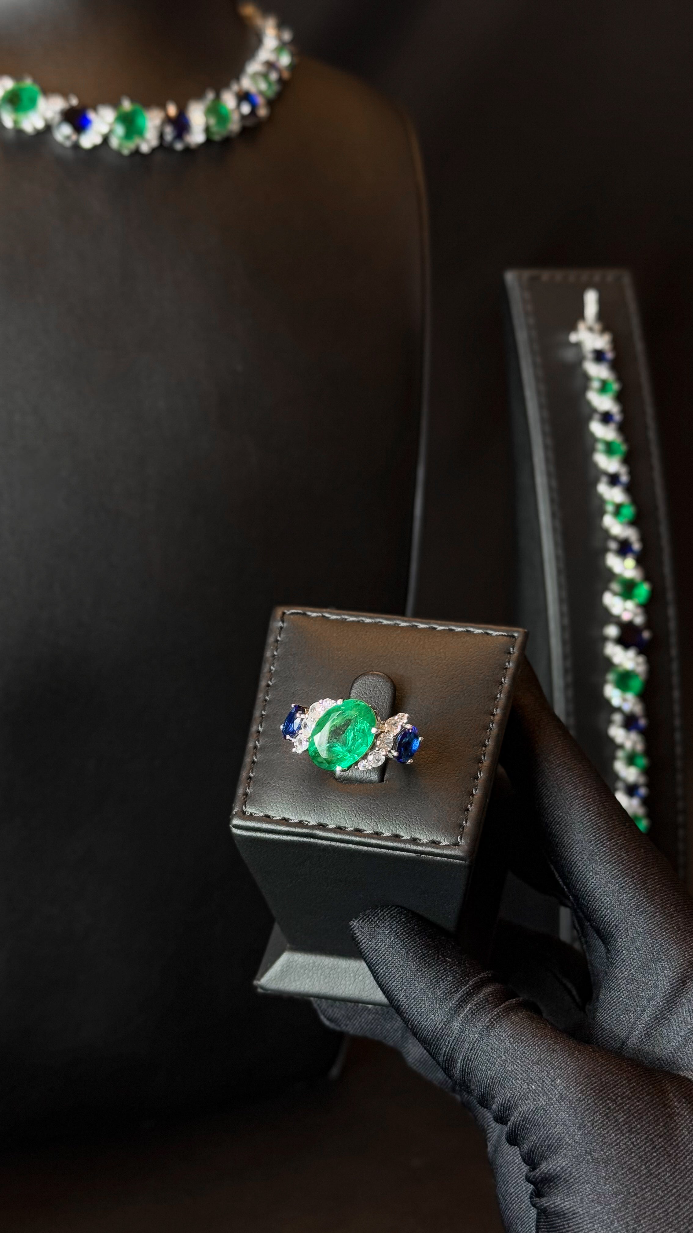 ALQOUZ | BLUE & GREEN