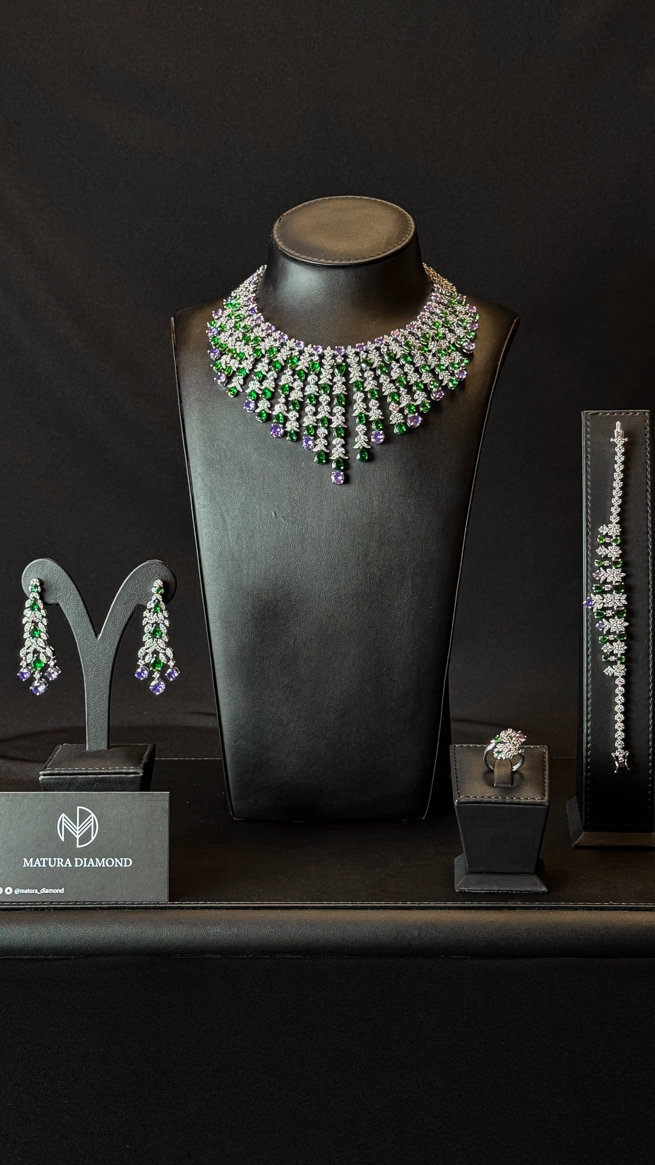 ALMARR | GREEN & PURPLE