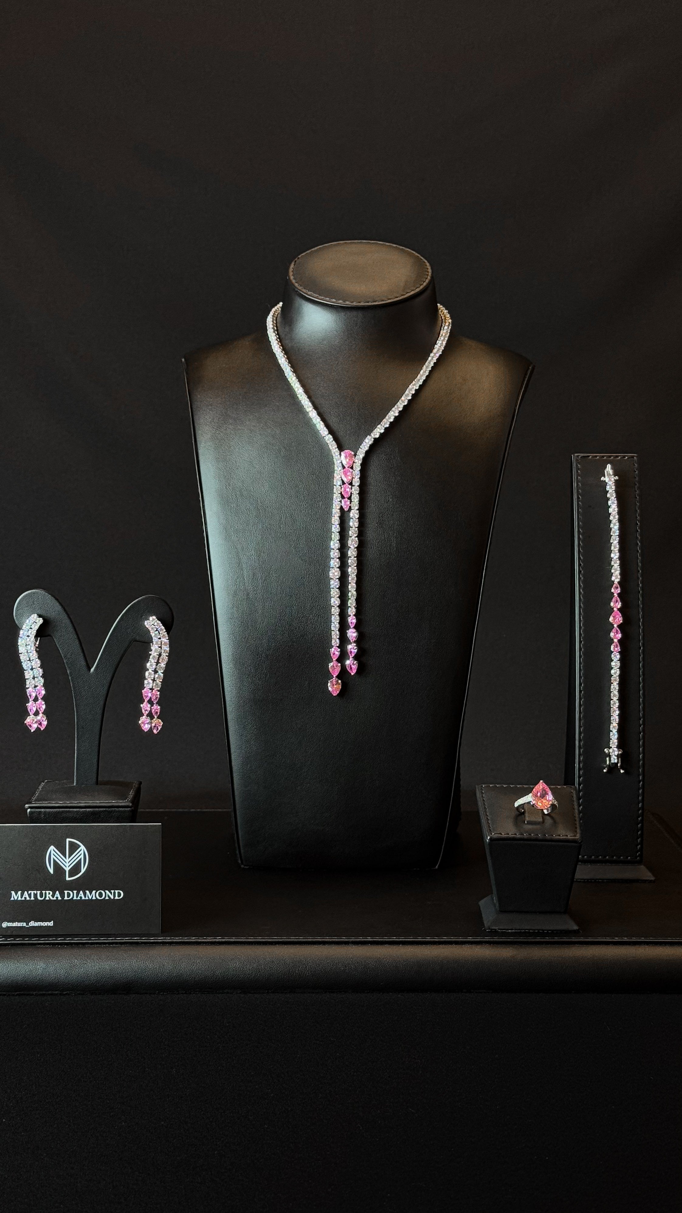NAAMAA | PINK