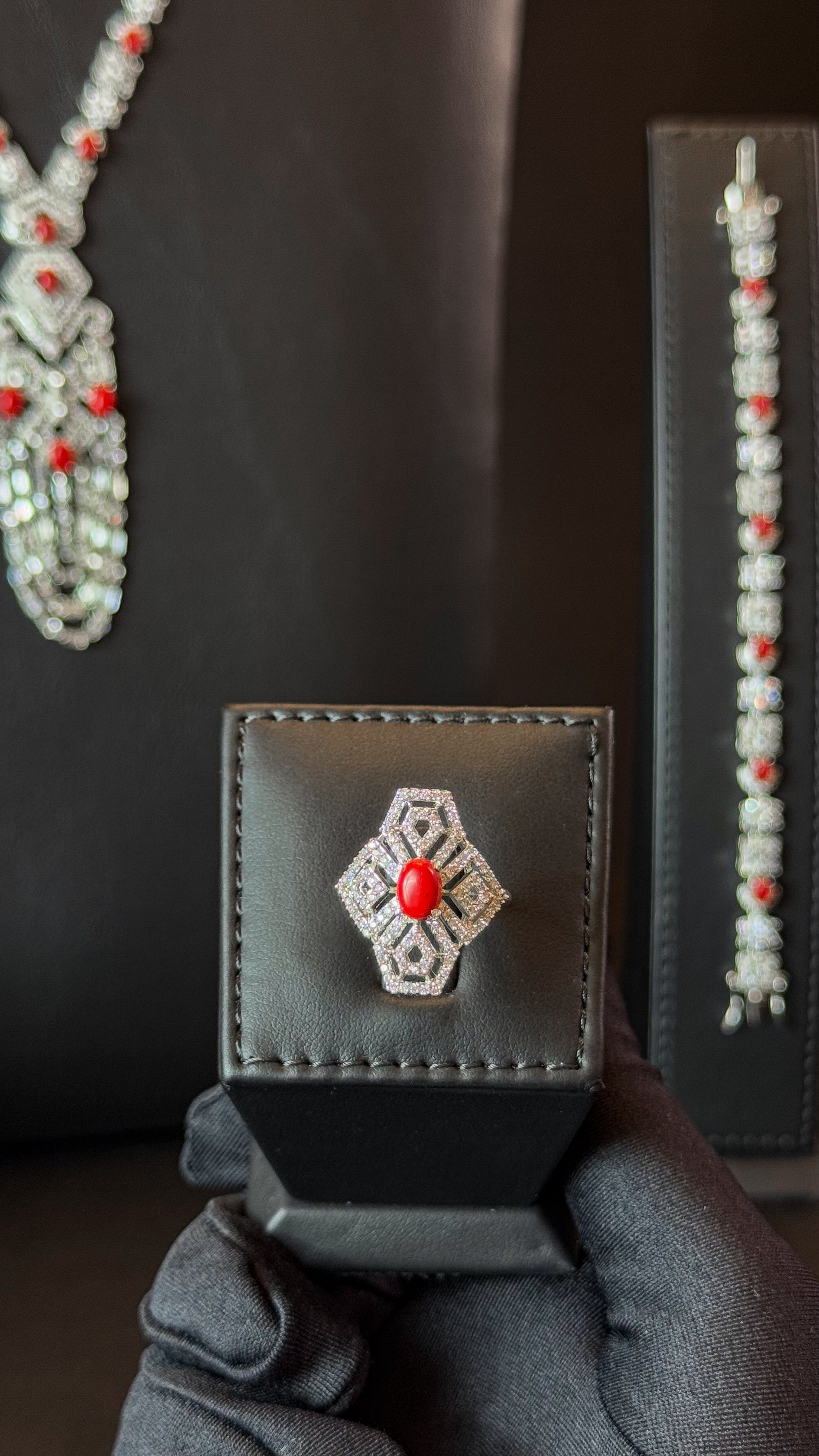 TAWAM | RED