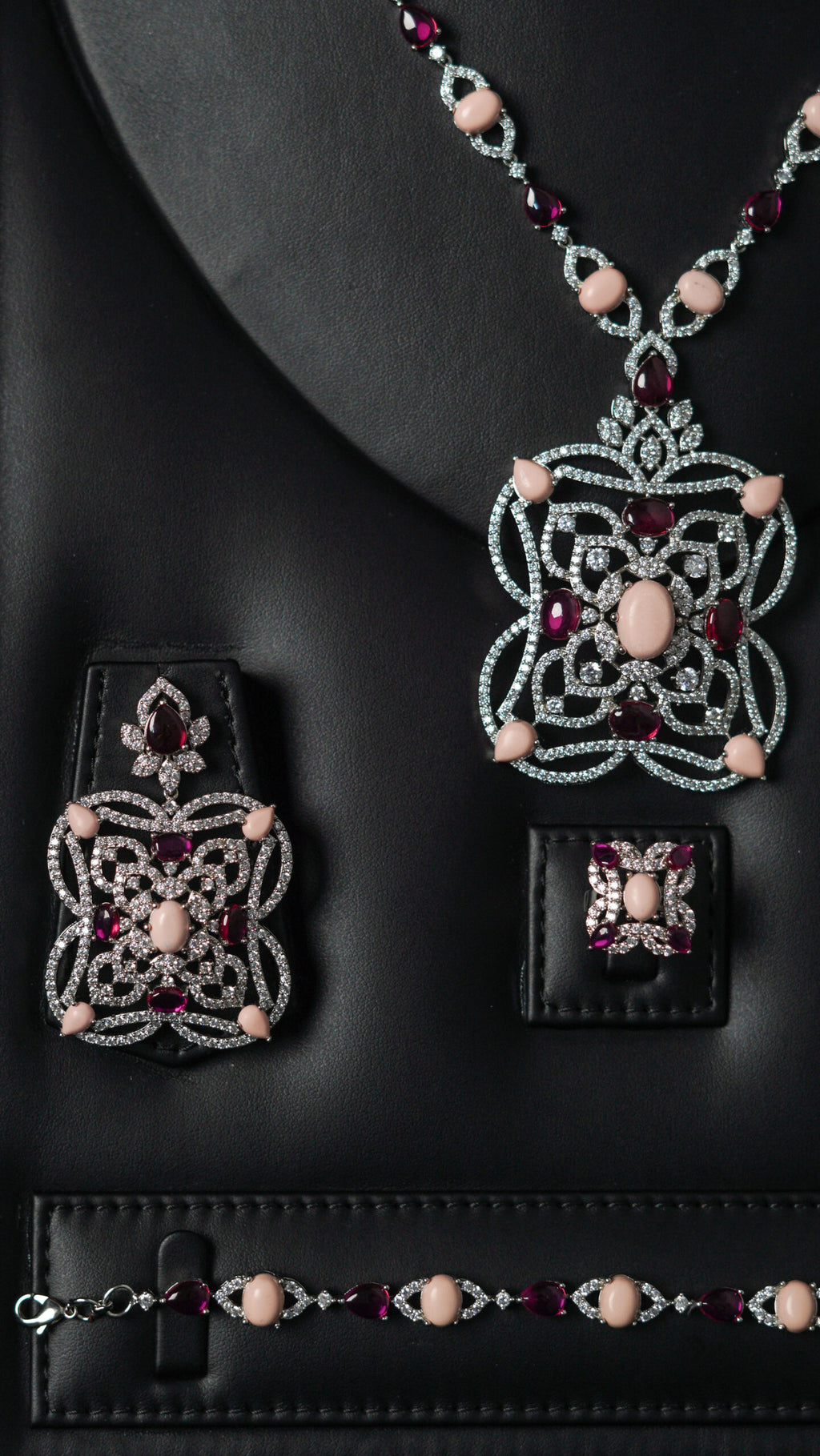 SHAIKHA | PINK