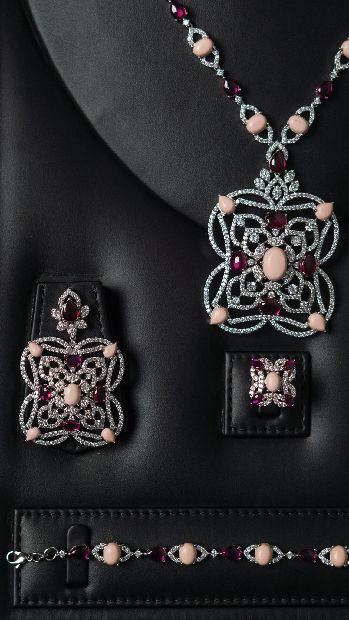 SHAIKHA | PINK