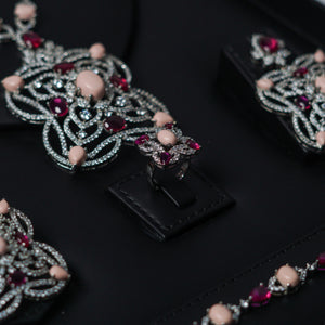 SHAIKHA | PINK