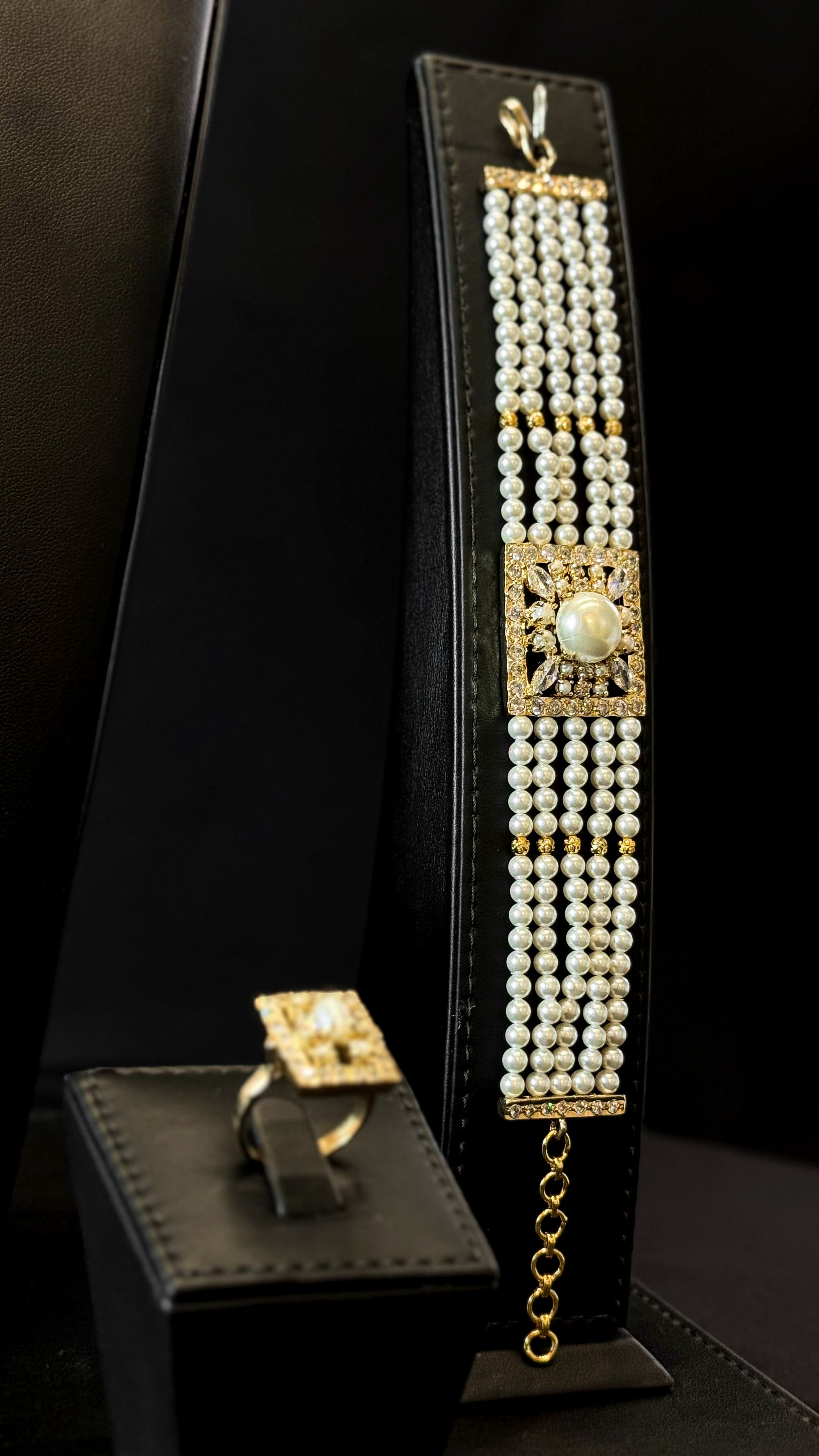 NO.89 | PEARLS & GOLDEN