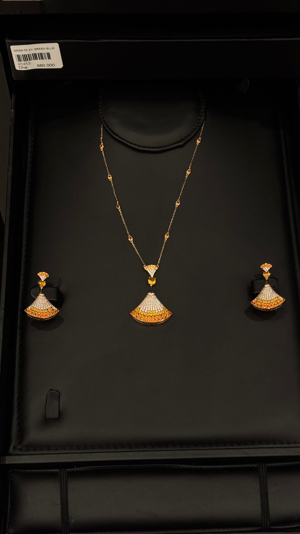 BEE | ORANGE & R GOLDEN