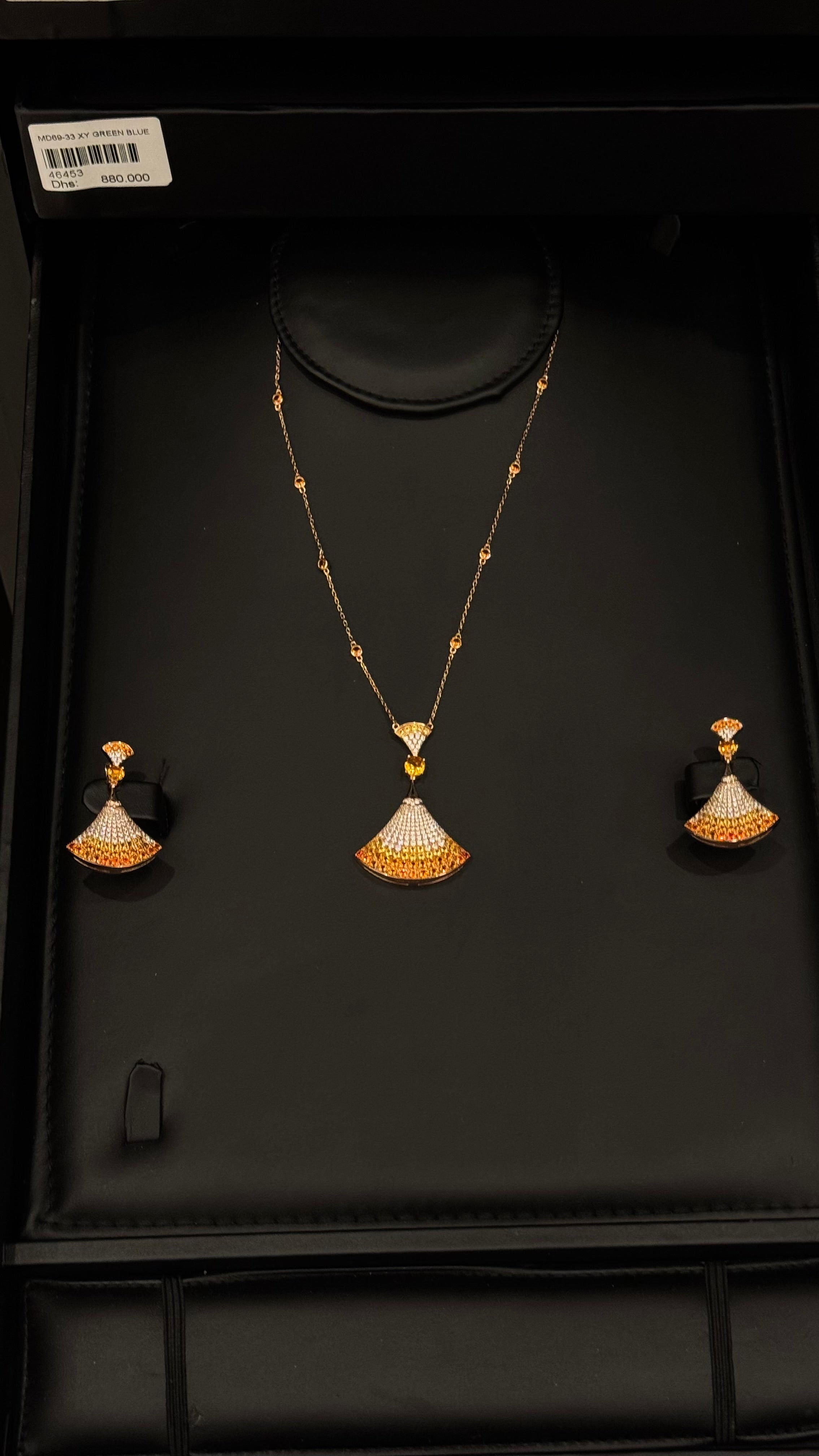 BEE | ORANGE & R GOLDEN