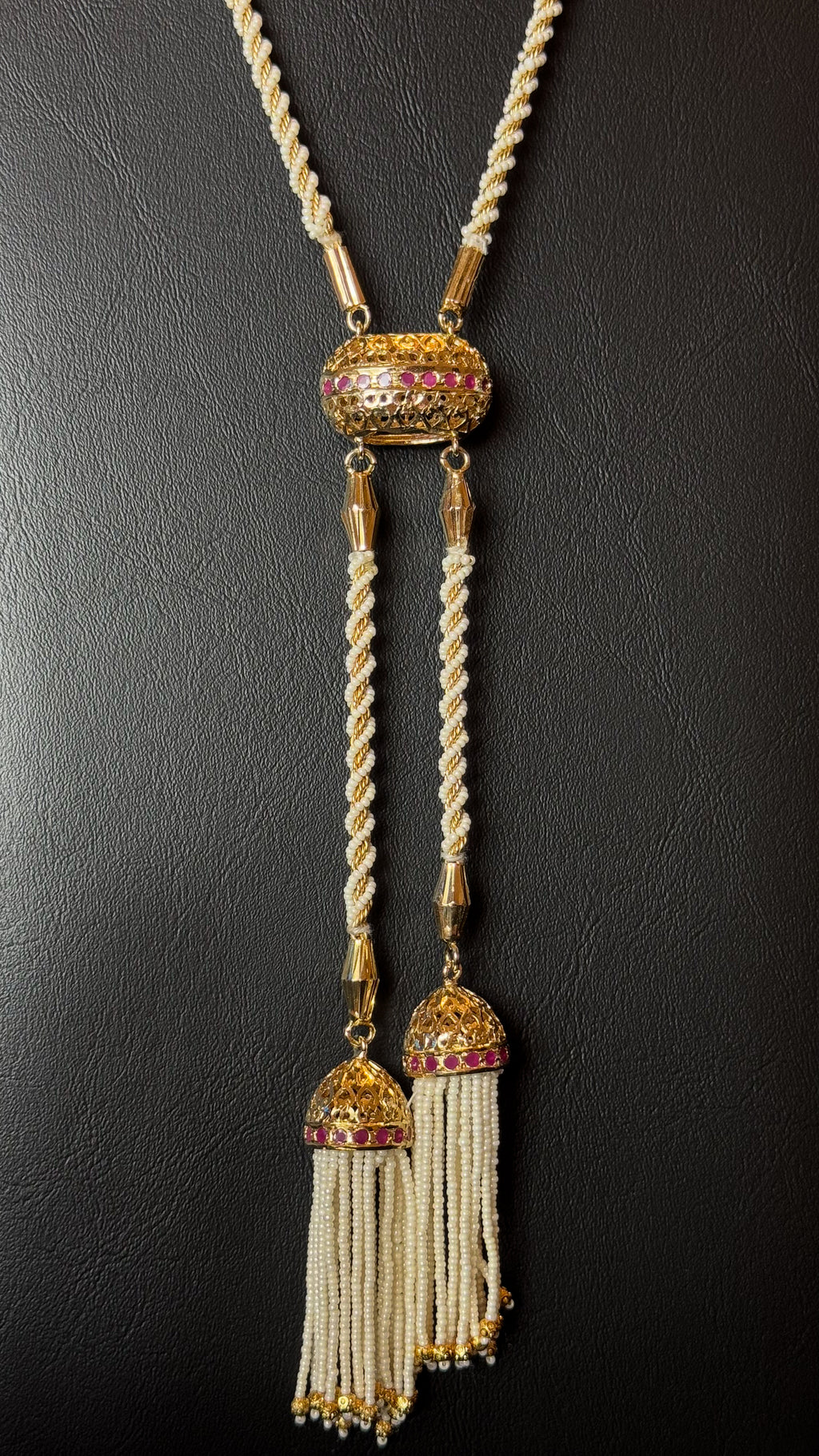 NO.05 | PEARLS & GOLDEN