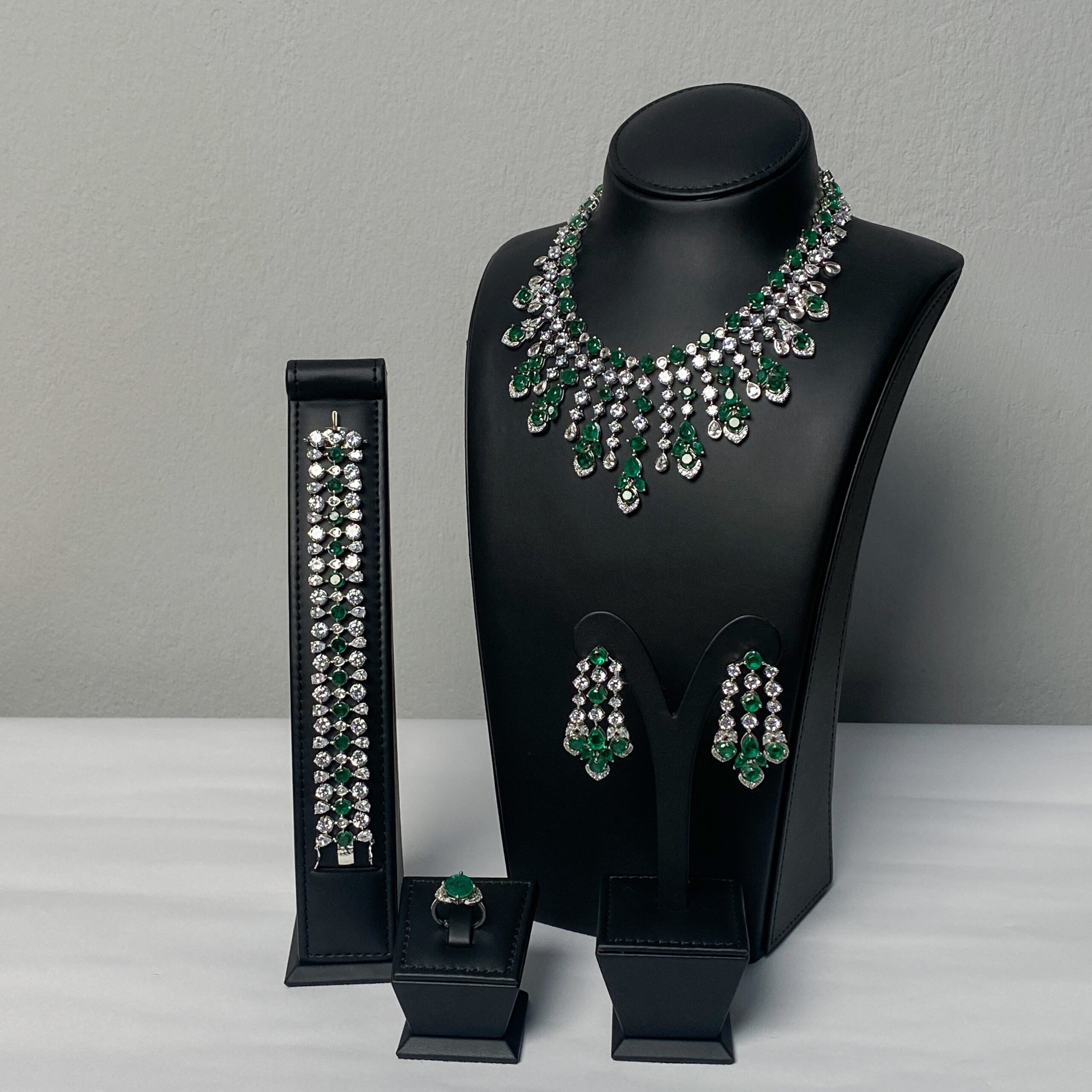 AMEERA | GREEN