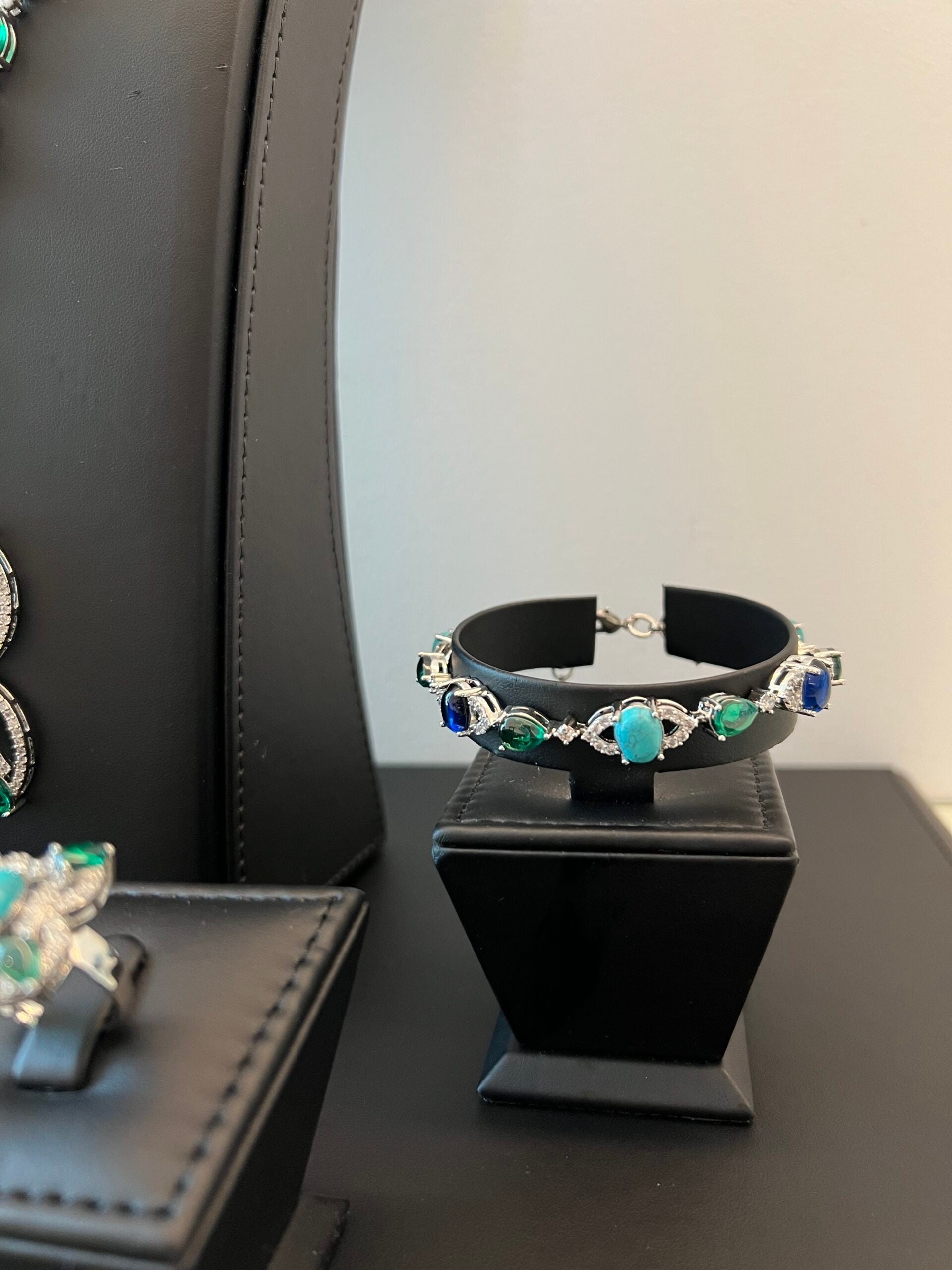 SHAIKHA | TURQUOISE