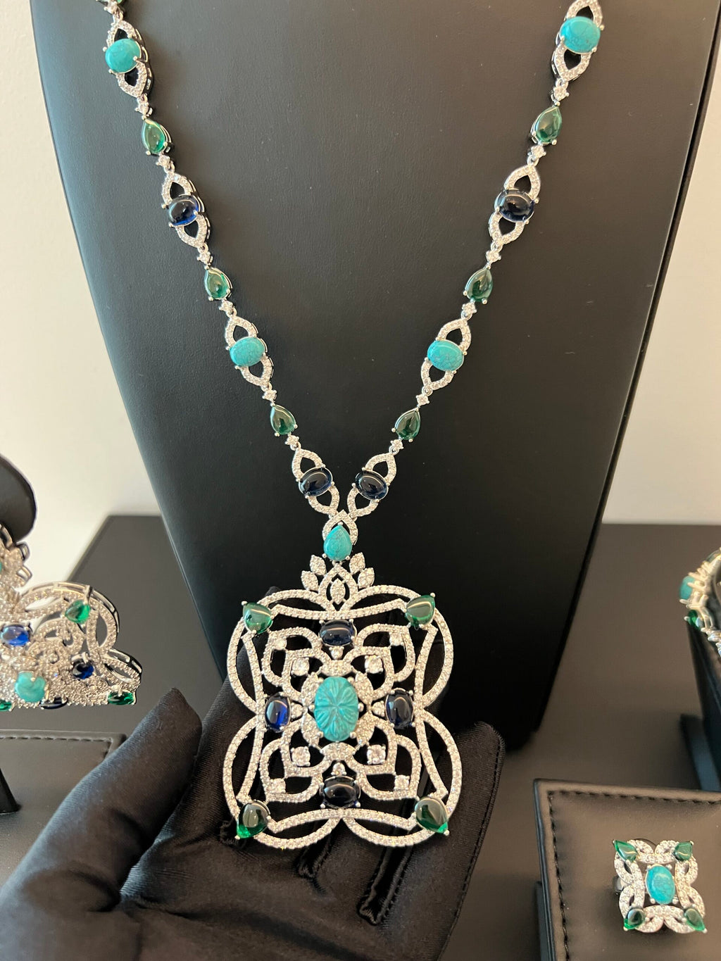 SHAIKHA | TURQUOISE