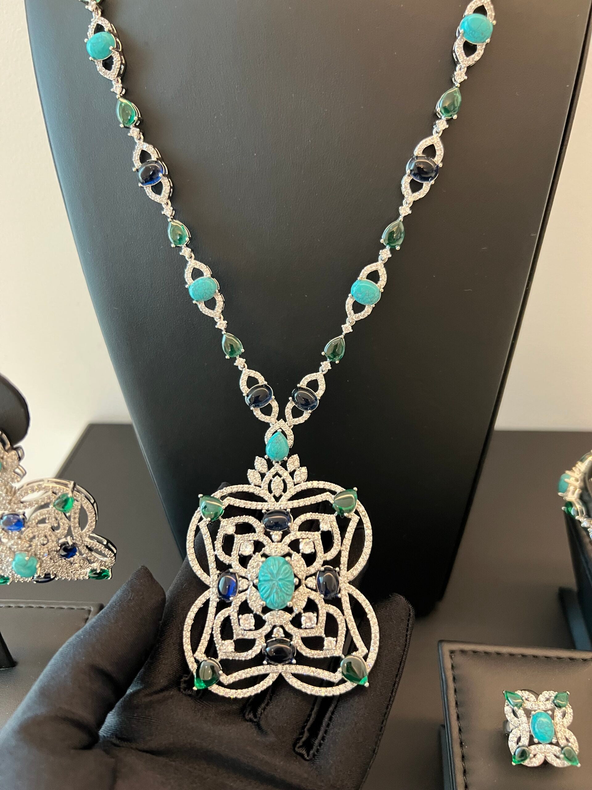SHAIKHA | TURQUOISE
