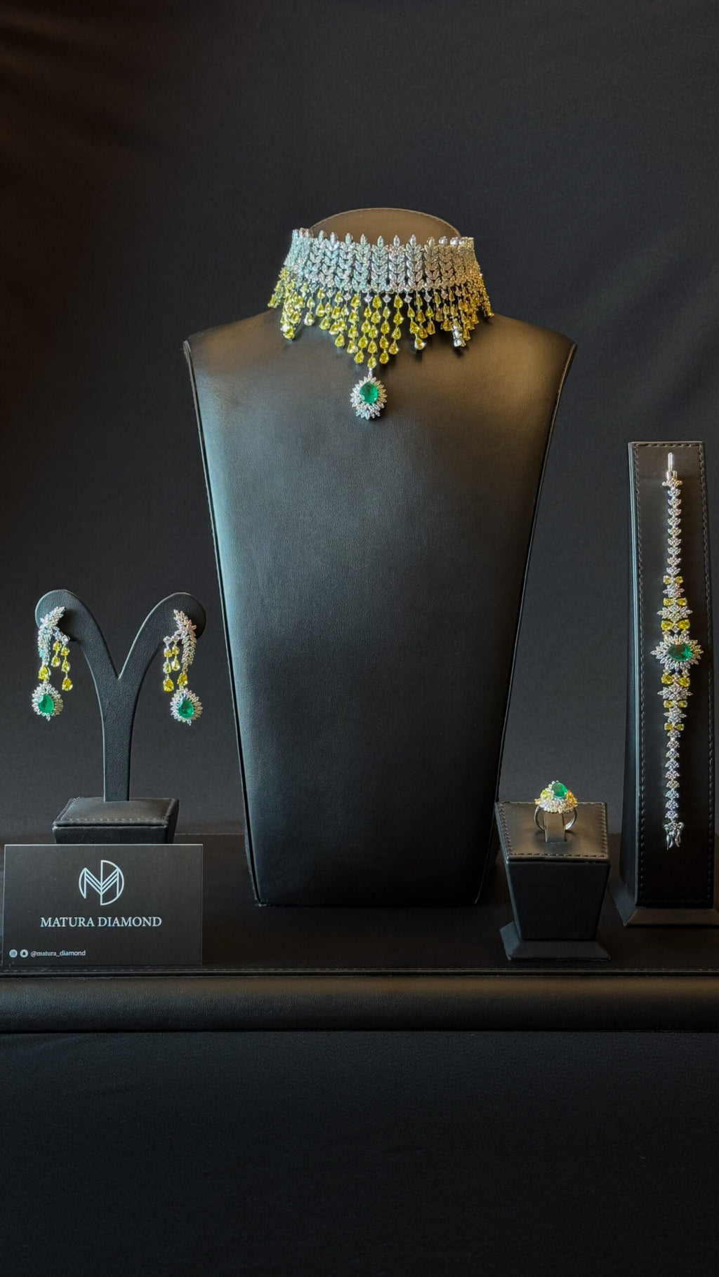CHOKER QARAYEN | YELLOW & GREEN