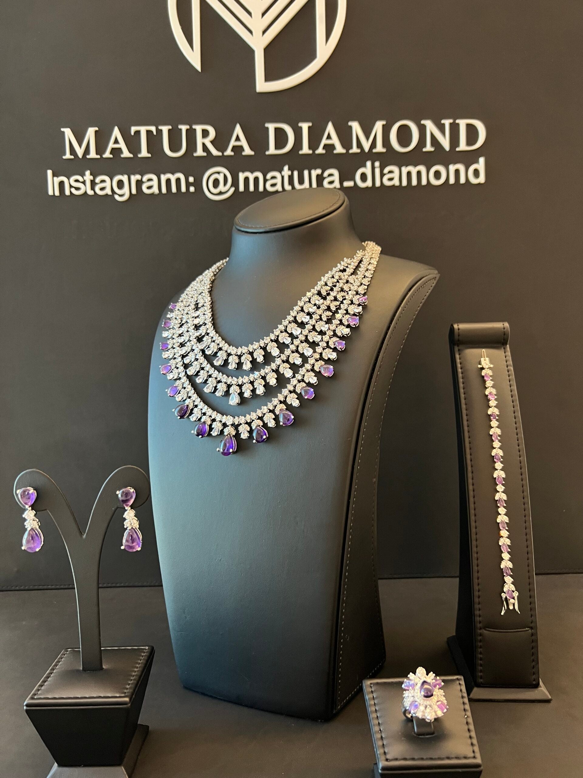 GHADA | PURPLE