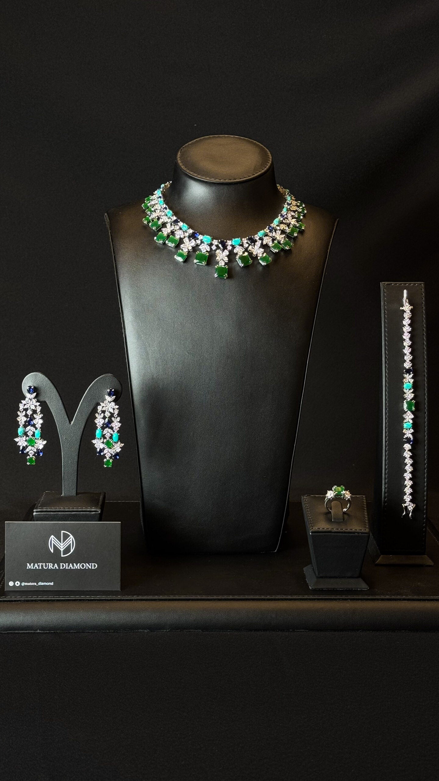 THE WALK | GREEN & TURQ & BLUE
