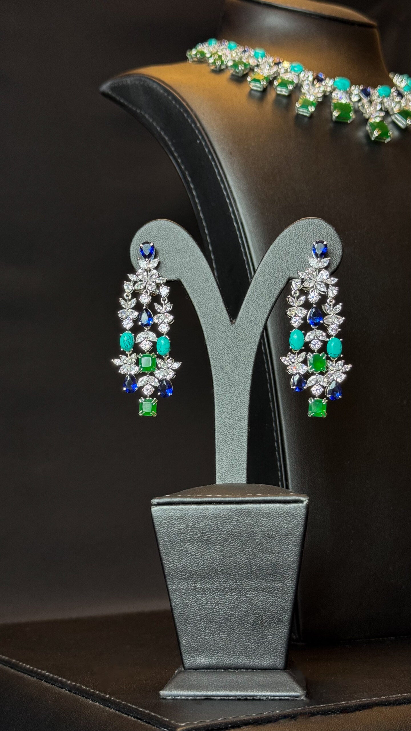 THE WALK | GREEN & TURQ & BLUE