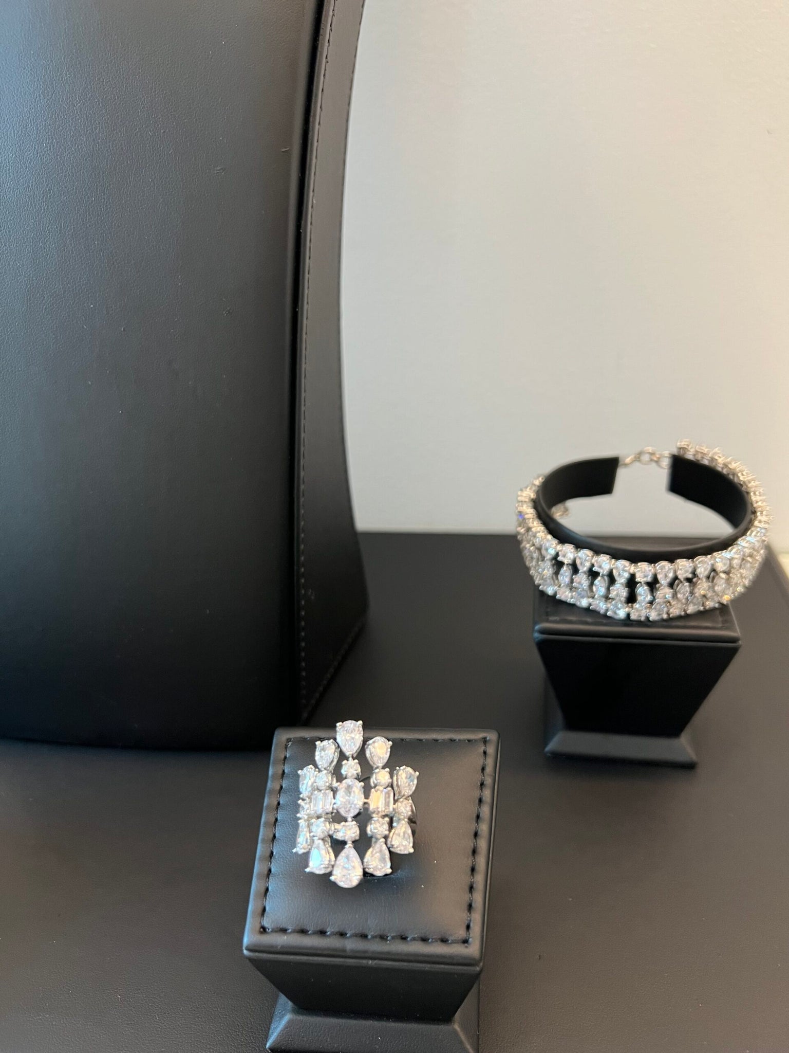 MARYAM | WHITE