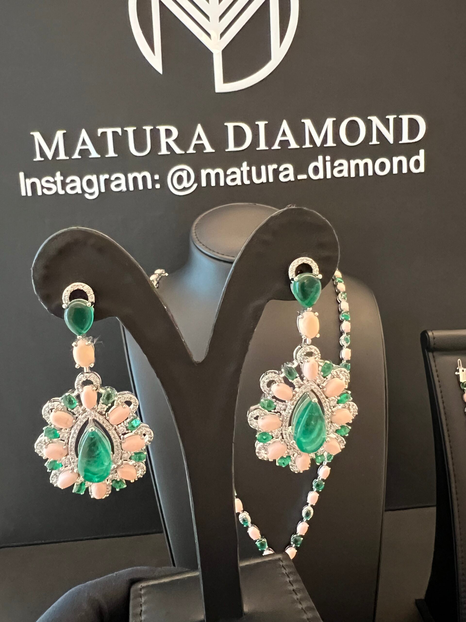 MAHA | PINK & GREEN