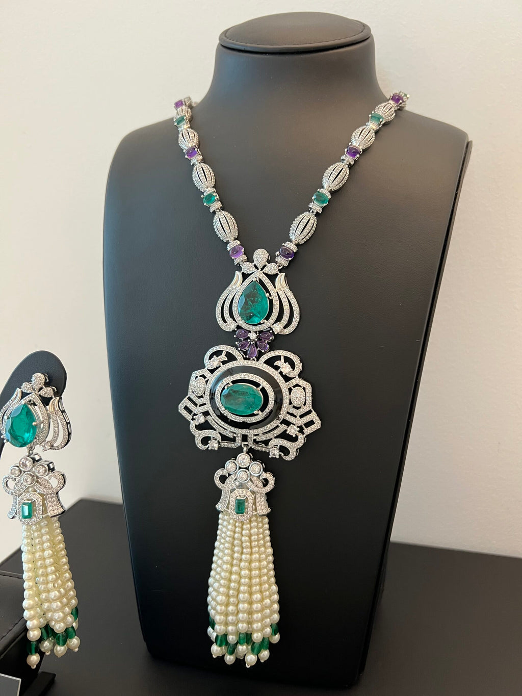 SABHA | PURPLE & GREEN