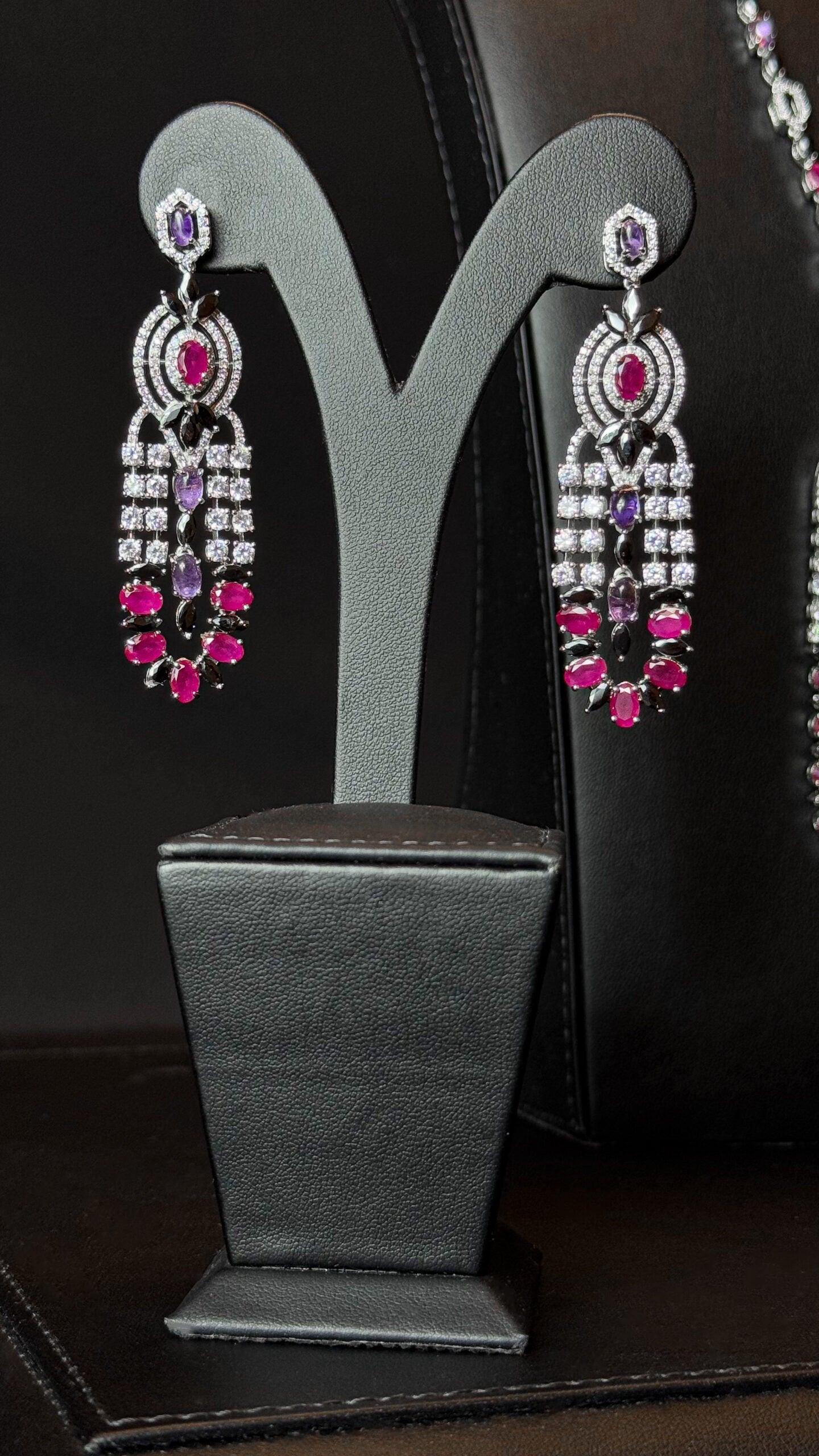 ALBARAHA | PINK & PURPLE & BLACK