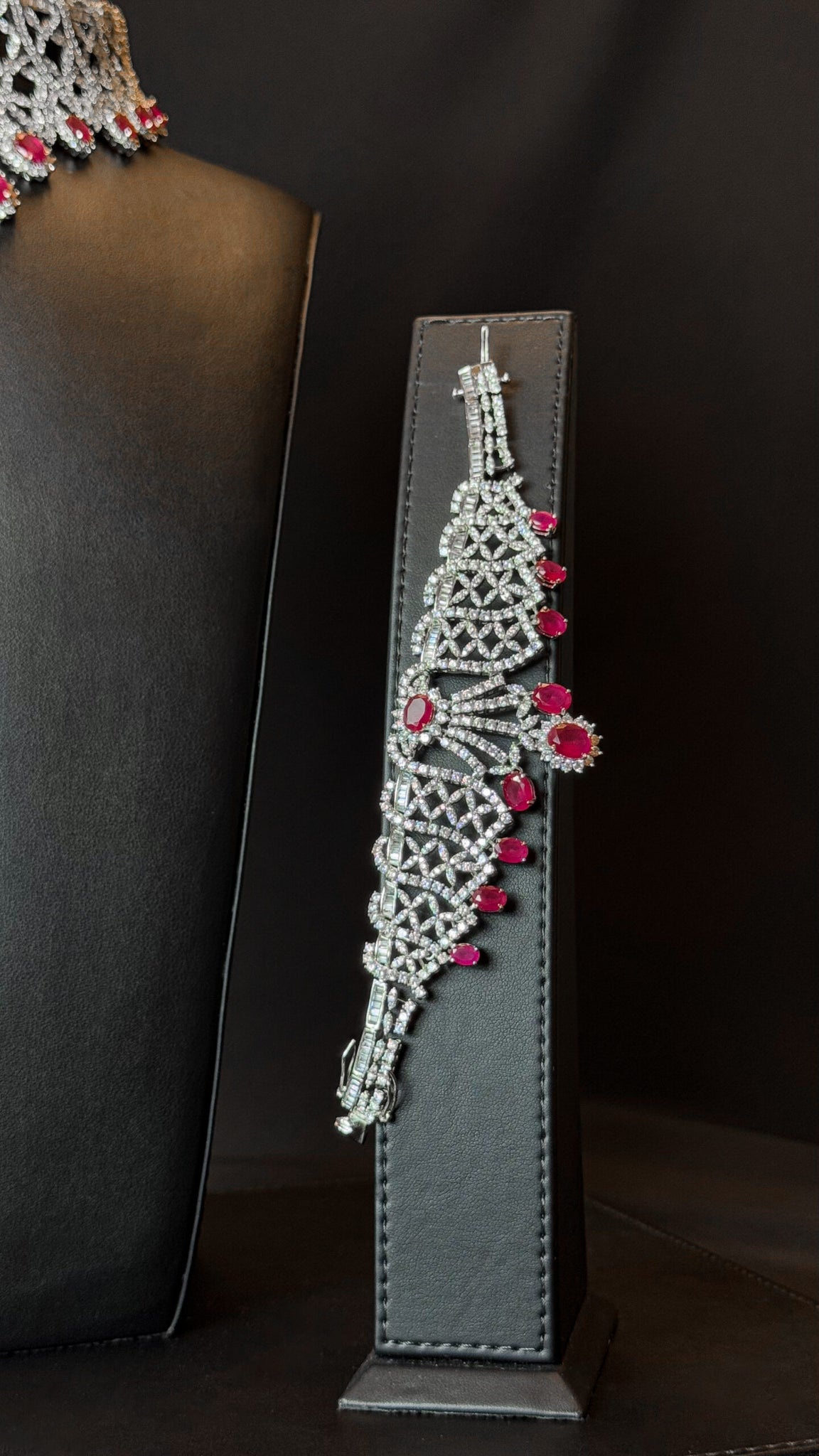CHOKER SABKHA | RED