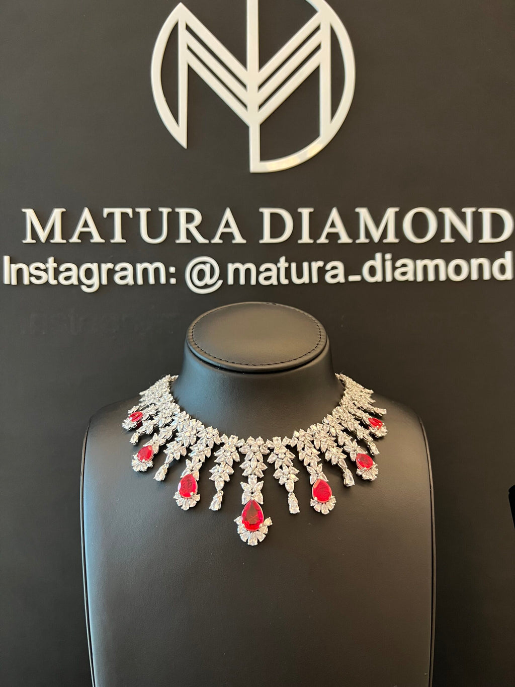 NAWAL | RED