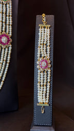 NO.00 | PEARLS & GOLDEN