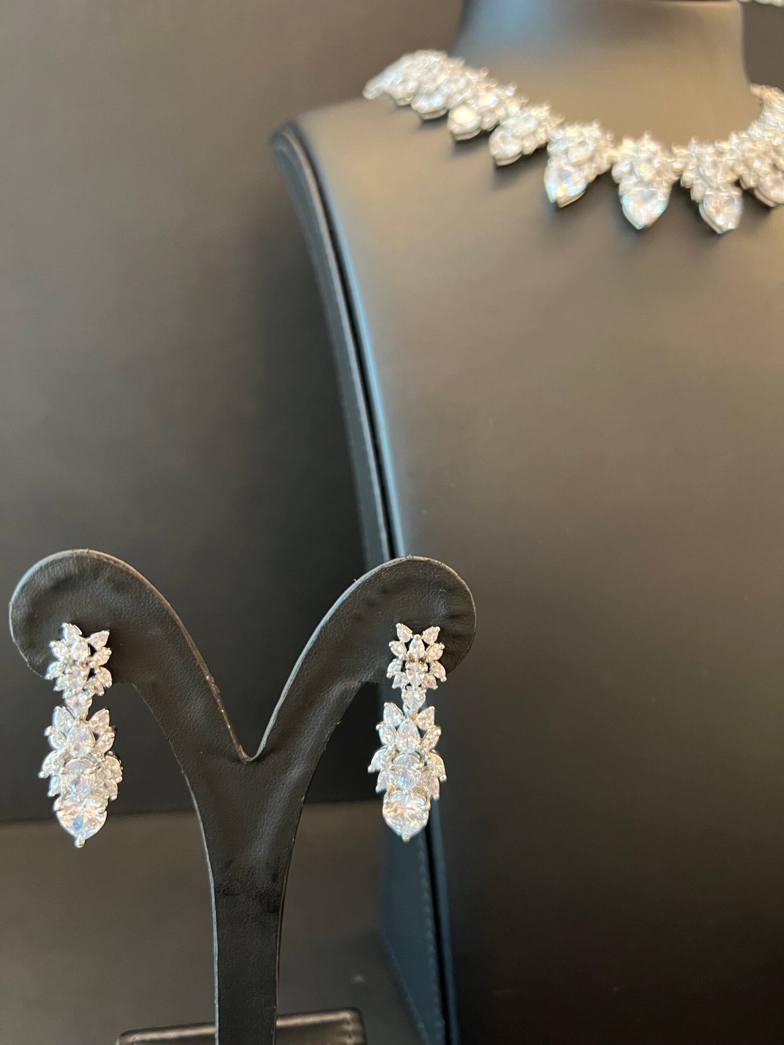 SUHAILA |WHITE HEART