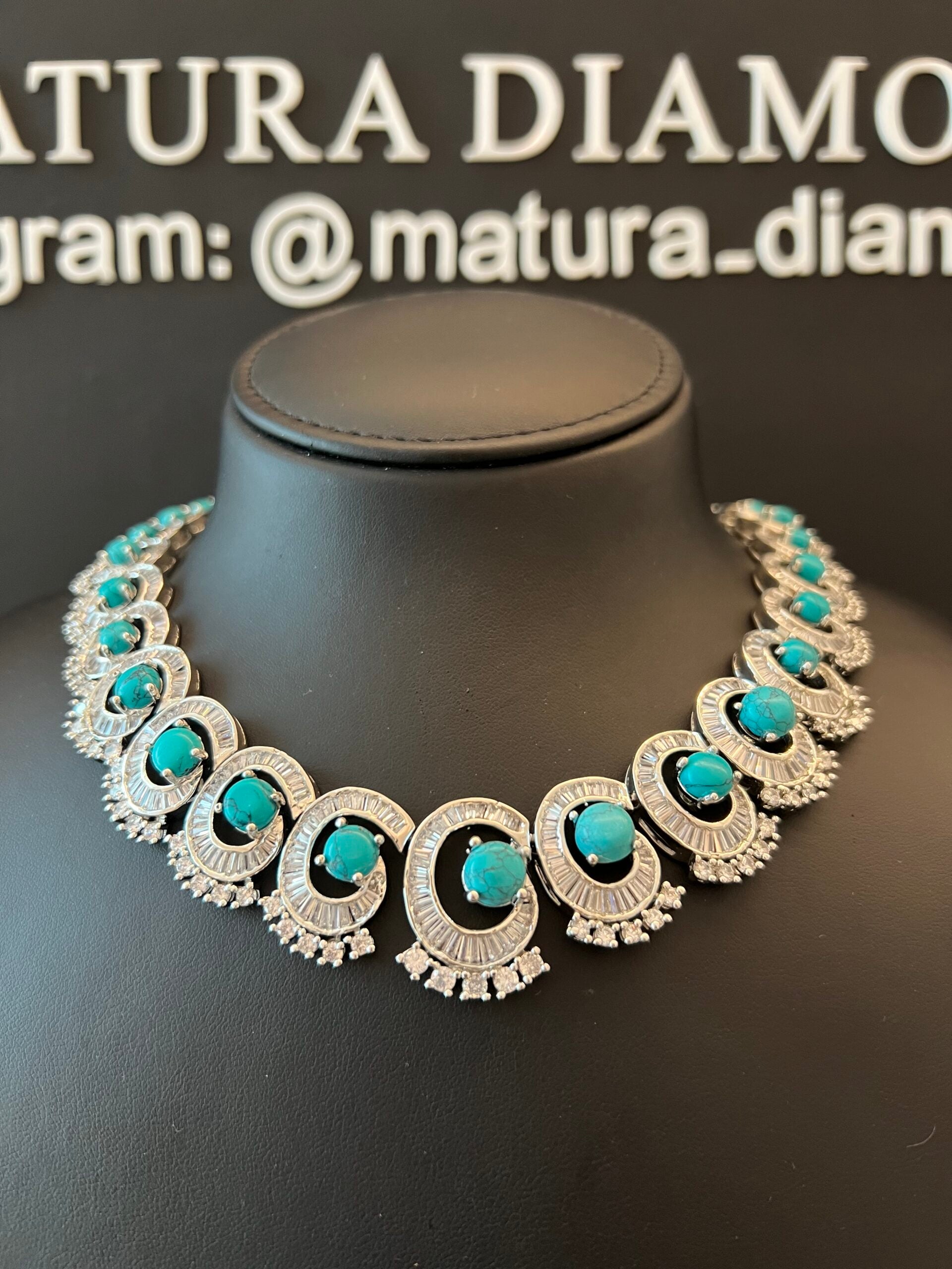 AMNA | TURQUOISE