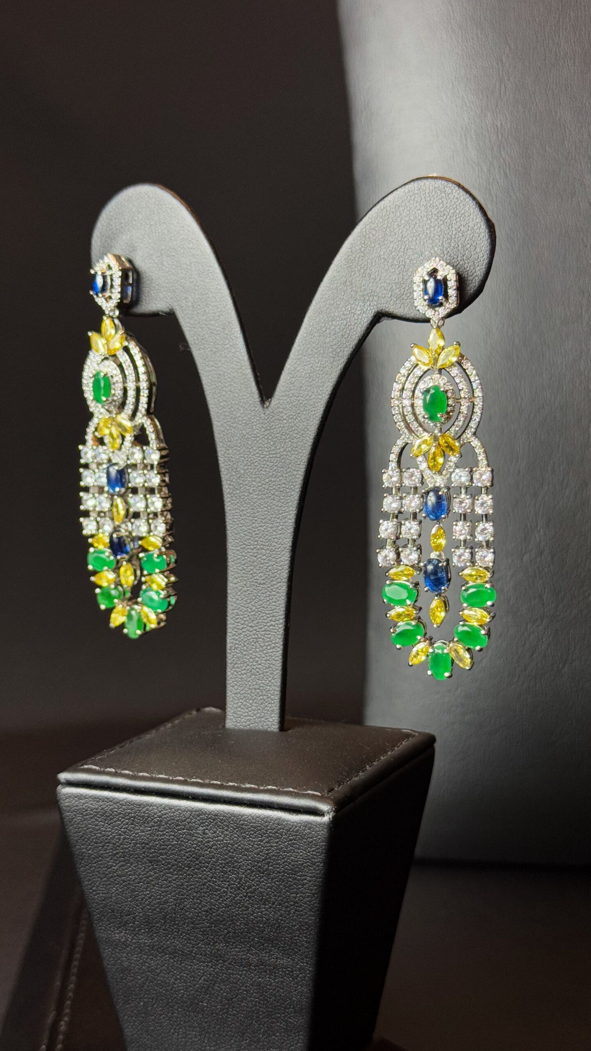 ALBARAHA | YELLOW & GREEN & BLUE